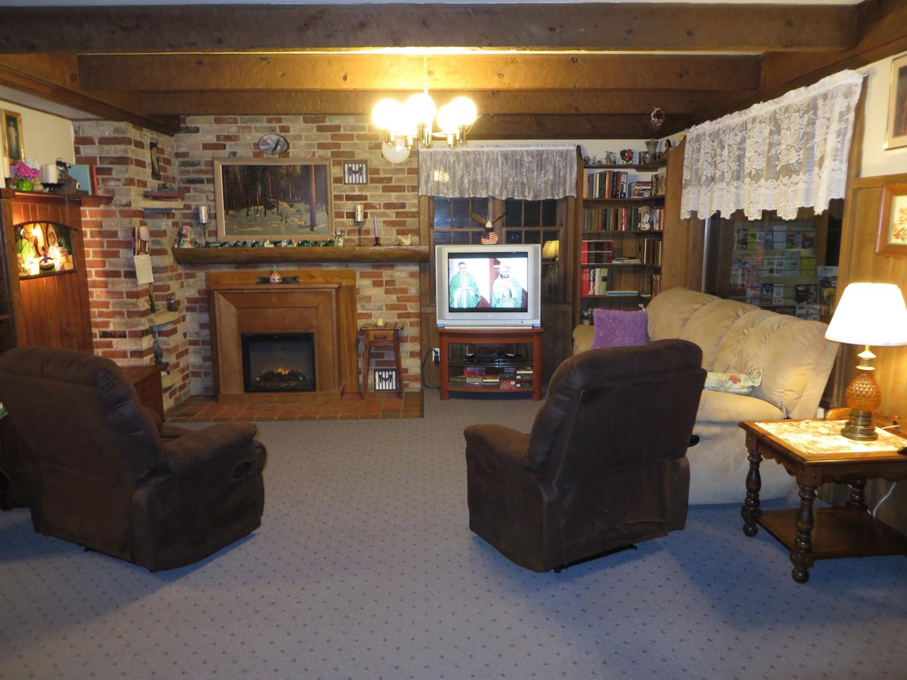 Travelers Inn Motel - Property Image 21