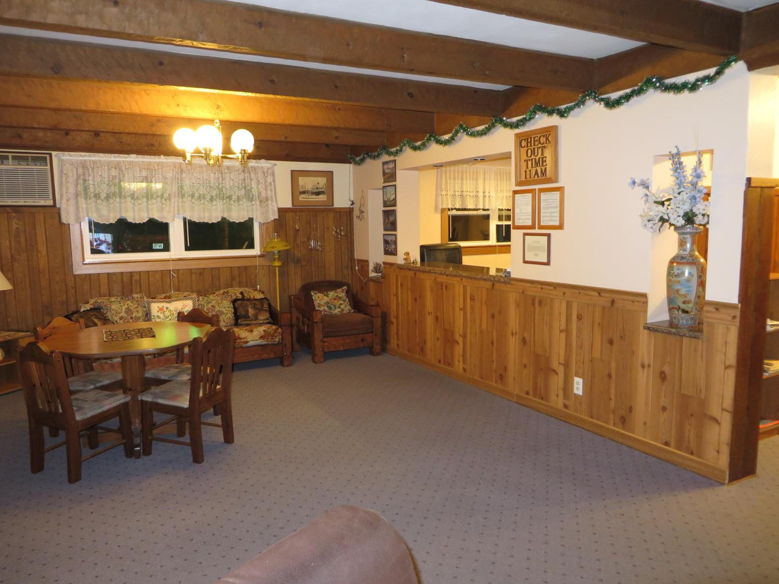 Travelers Inn Motel - Property Image 20