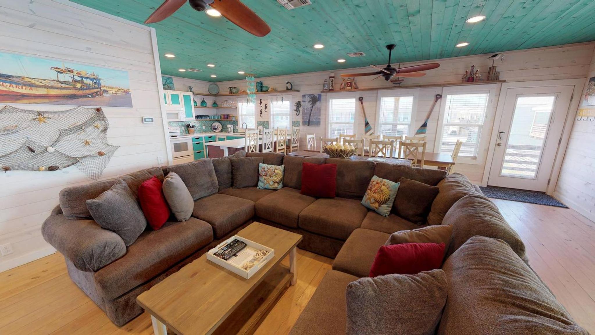 OV23 House on Stilts with Beachy Decor, Located near Beach, Balcony, Shared Pool view 4