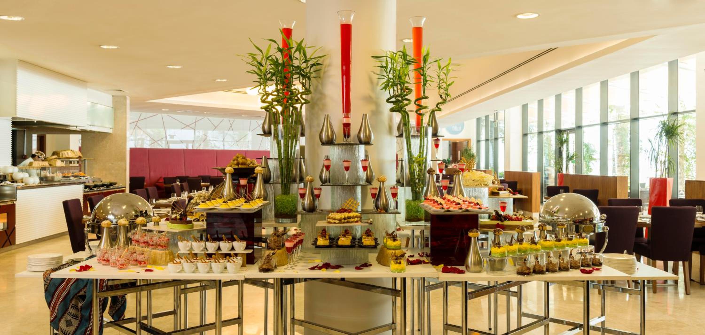 Yas Plaza Mangroves by IHG