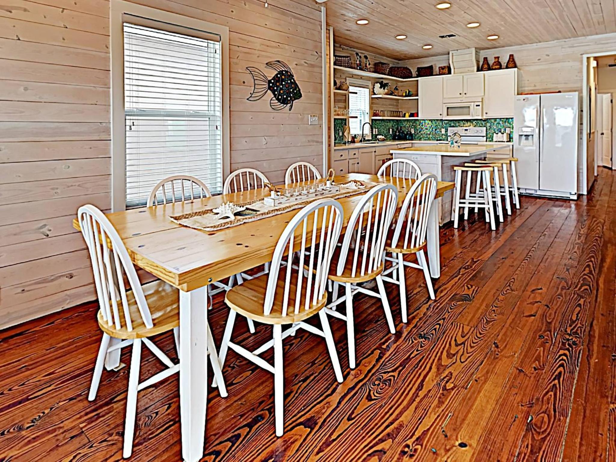 OV37 Beach House on Stilts located near the Beach, Shared Pool view 4