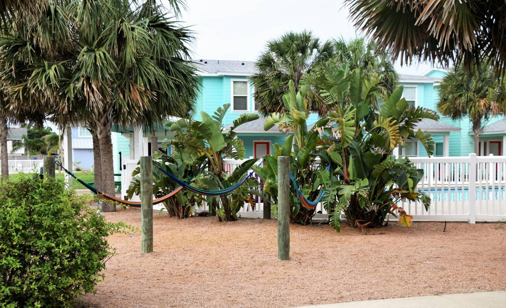 TC102 Townhome Located in Town, Close to beach, Shared Pool view 3