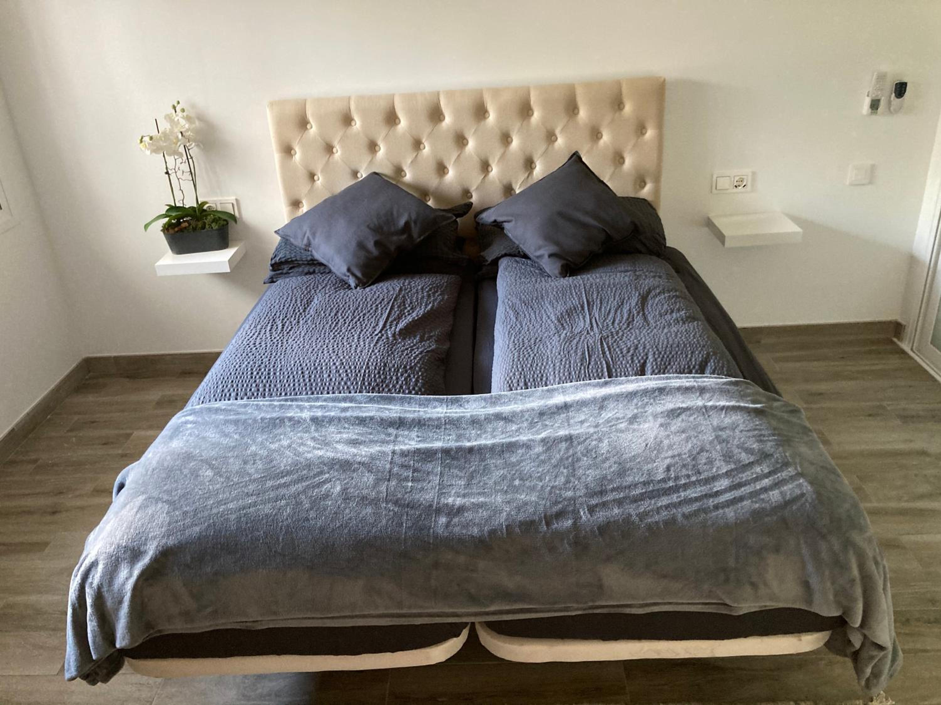 Beach Side Apartments Calahonda photo 2