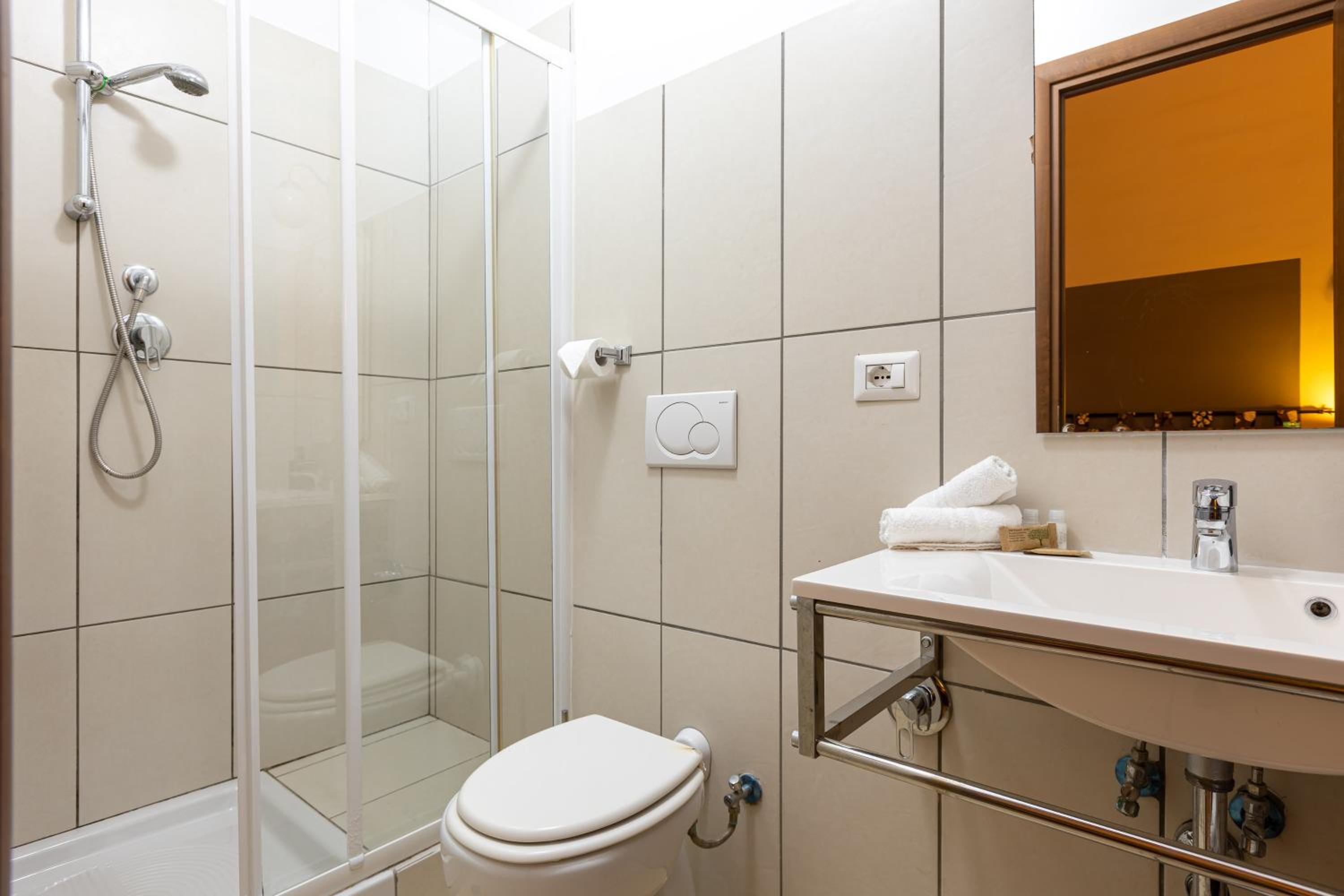 San Lorenzo Rooms