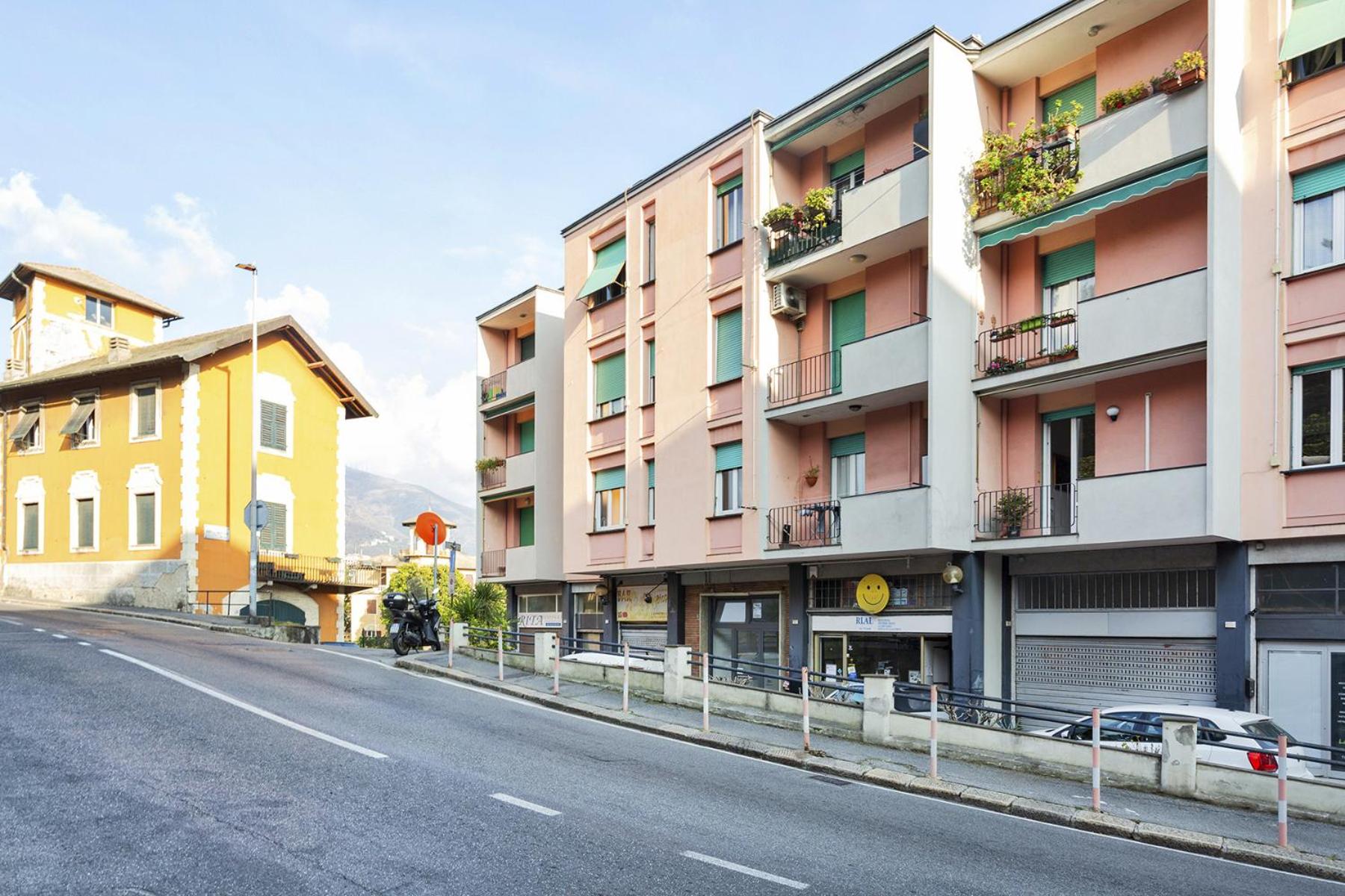 Contemporary apartment in Sturla by Wonderful Italy