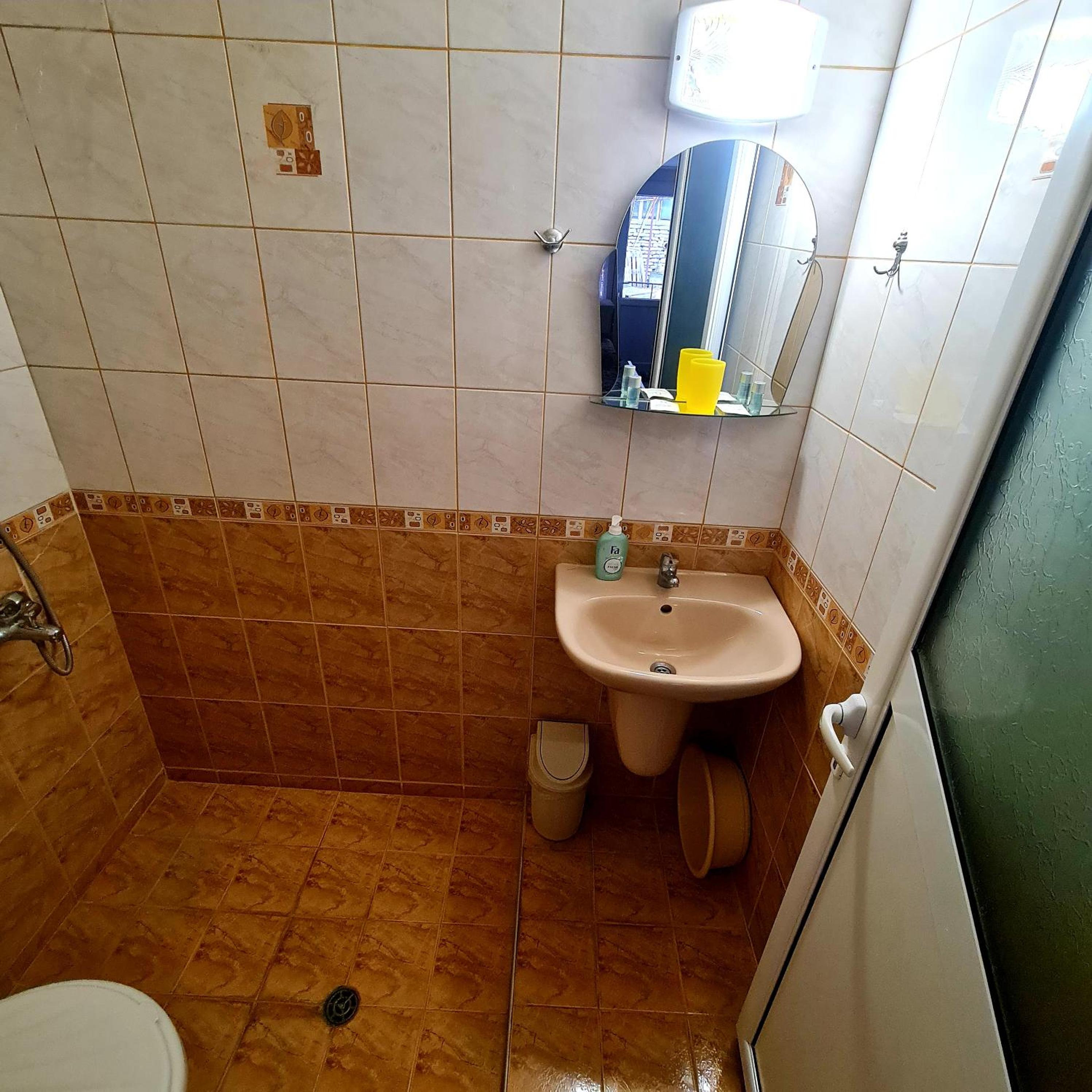 Fema Guest House