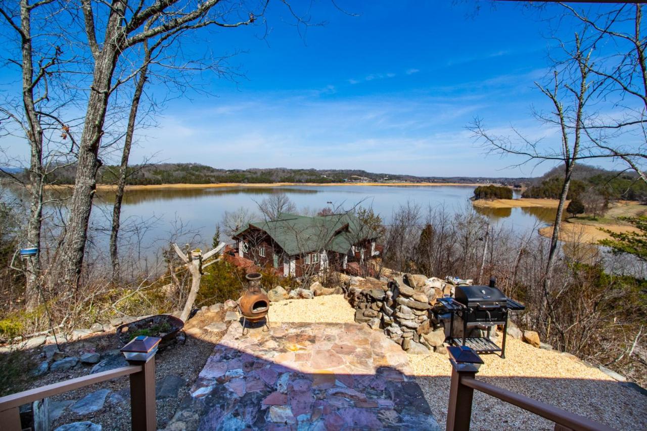 The Lookout - Lake View, Hot Tub and Grill view 4