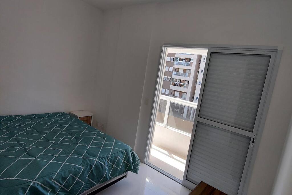 AP, Condomínio, Vista do Mar, Piscina, Estacionamento
