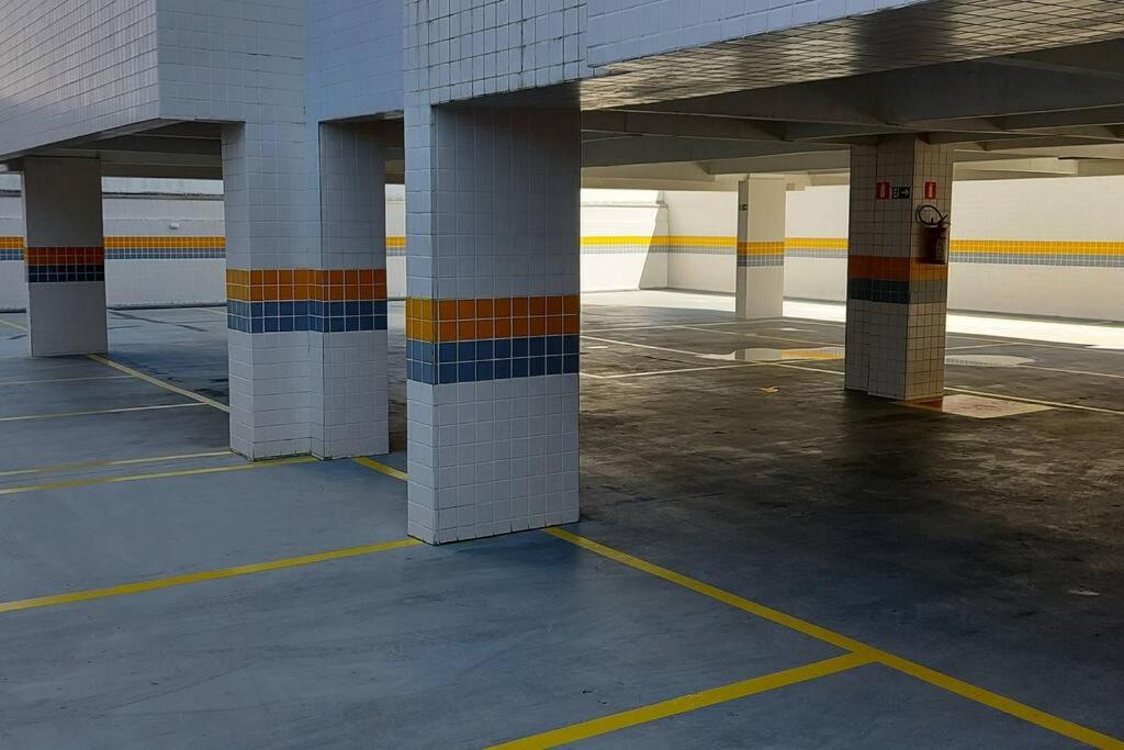 AP, Condomínio, Vista do Mar, Piscina, Estacionamento