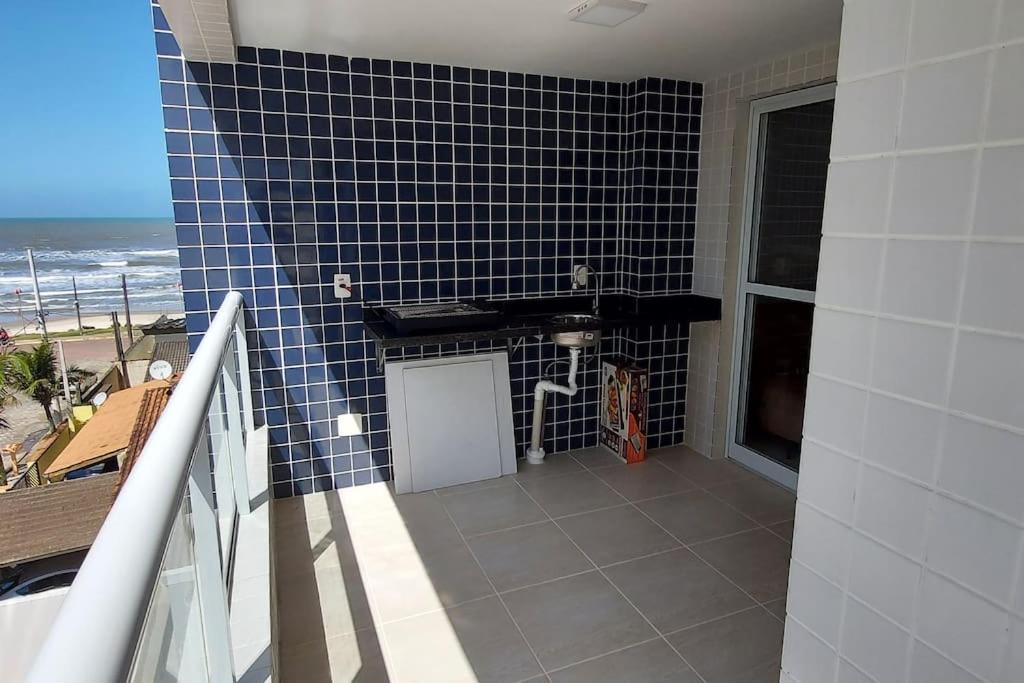 AP, Condomínio, Vista do Mar, Piscina, Estacionamento