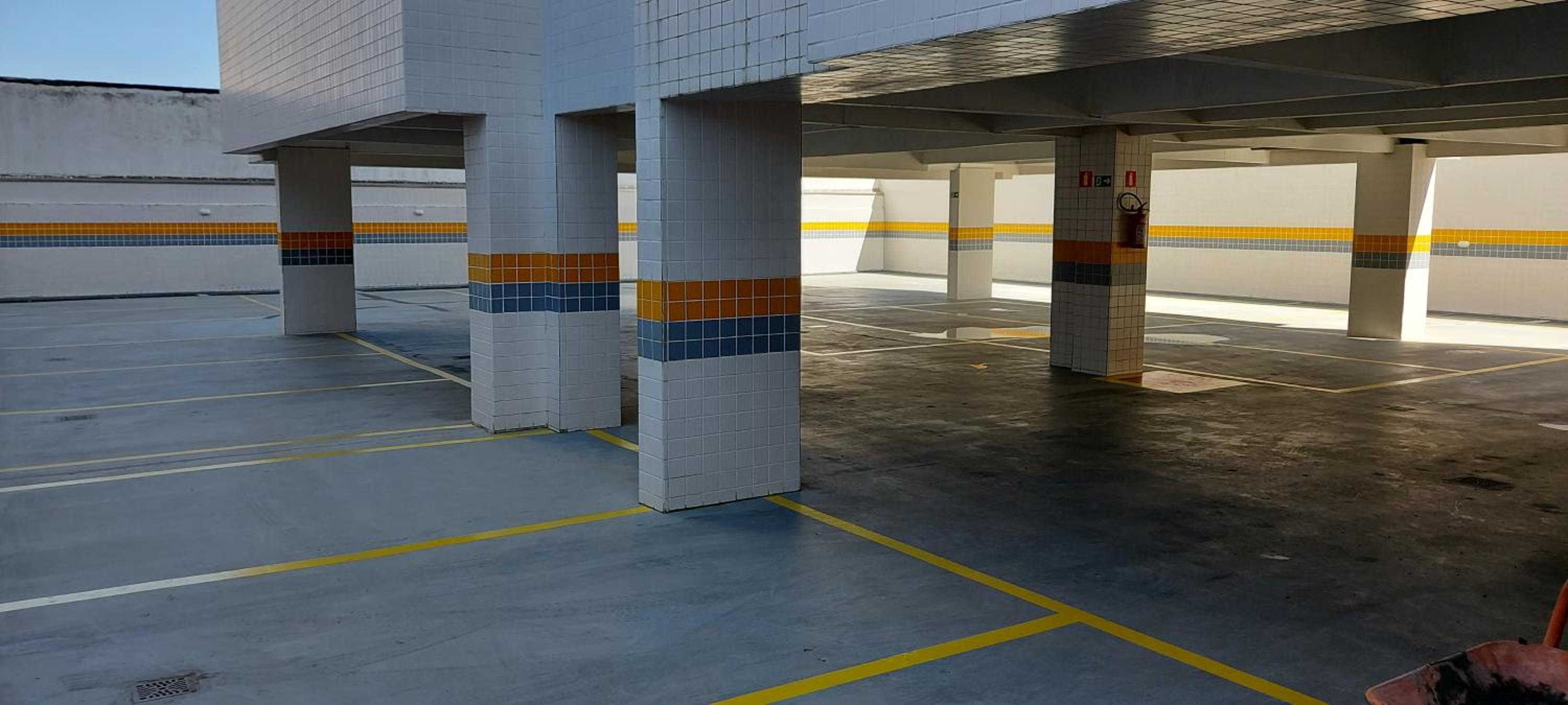 AP, Condomínio, Vista do Mar, Piscina, Estacionamento