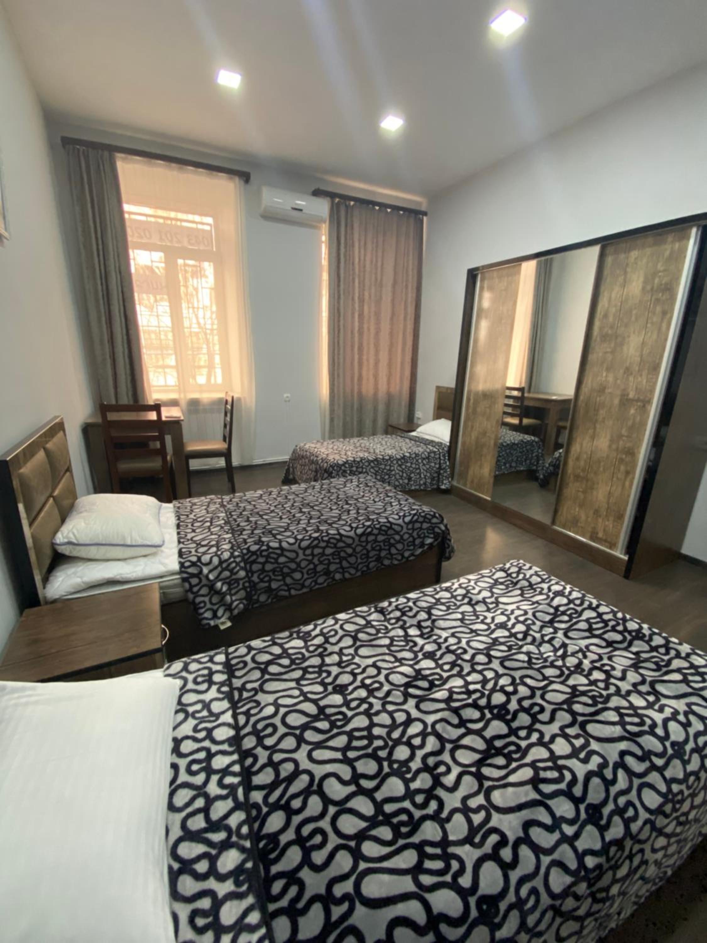 Apartment 52