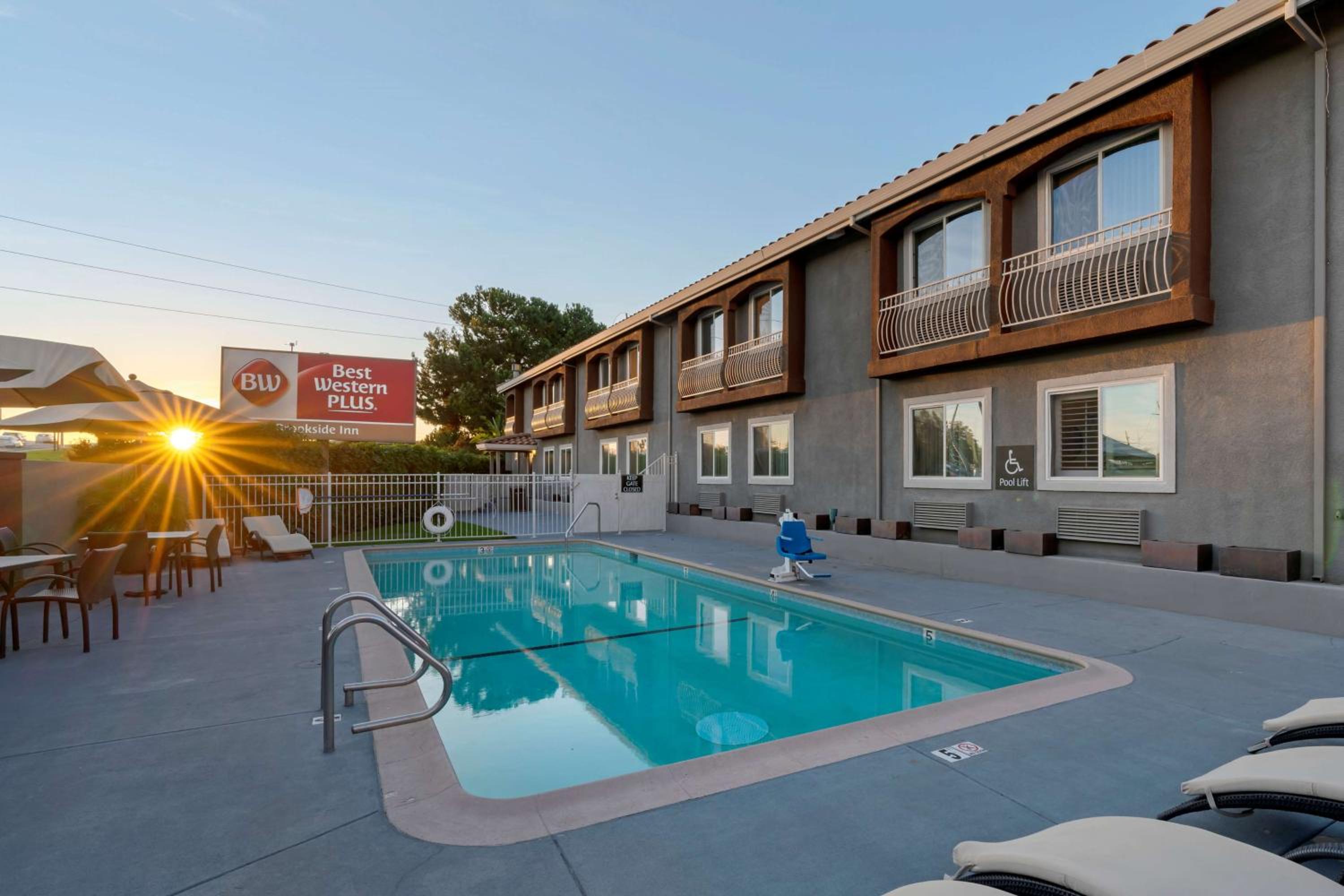 Best Western Plus Brookside Inn - Property Image 49