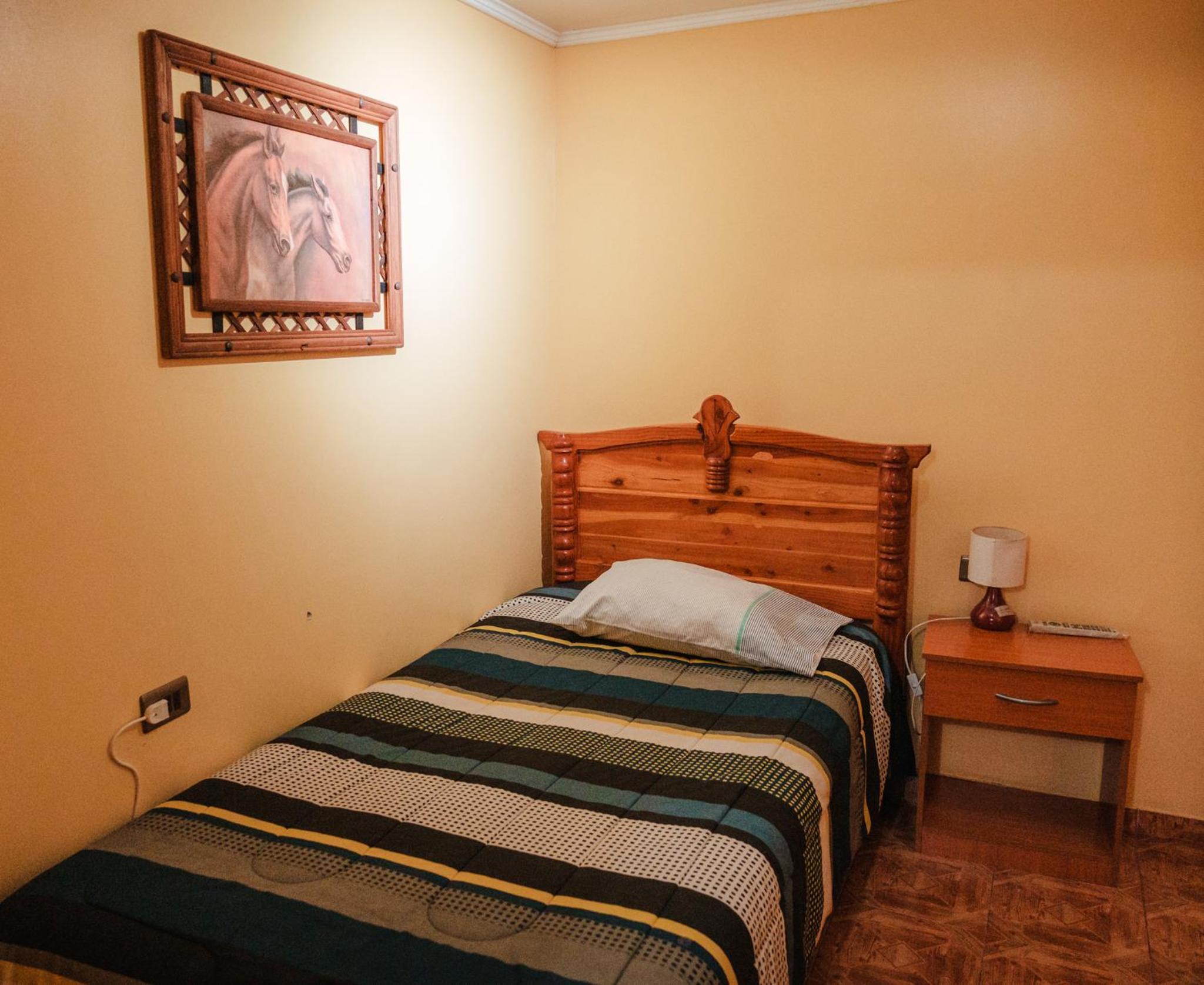 Di Giorgio Hostal