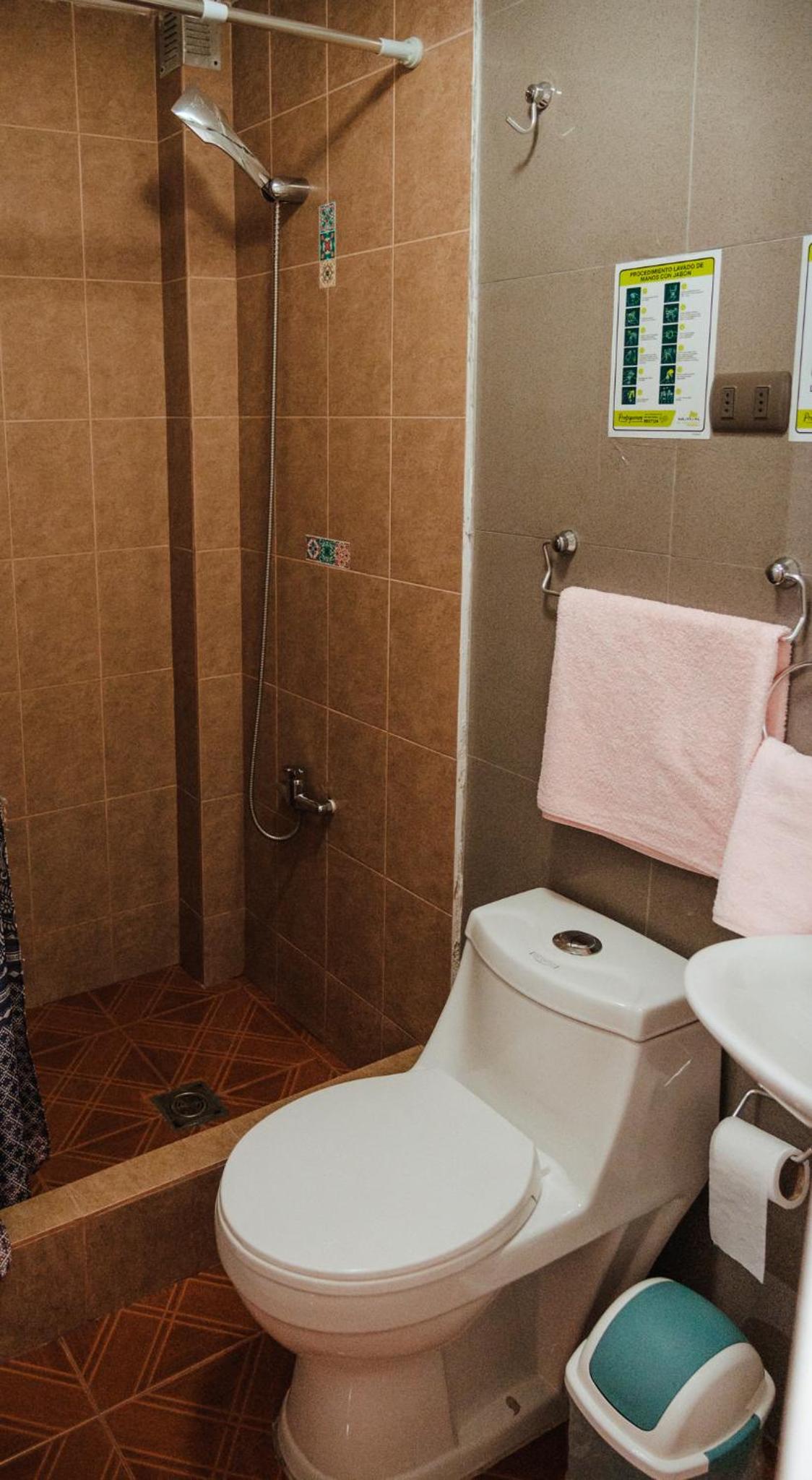 Di Giorgio Hostal