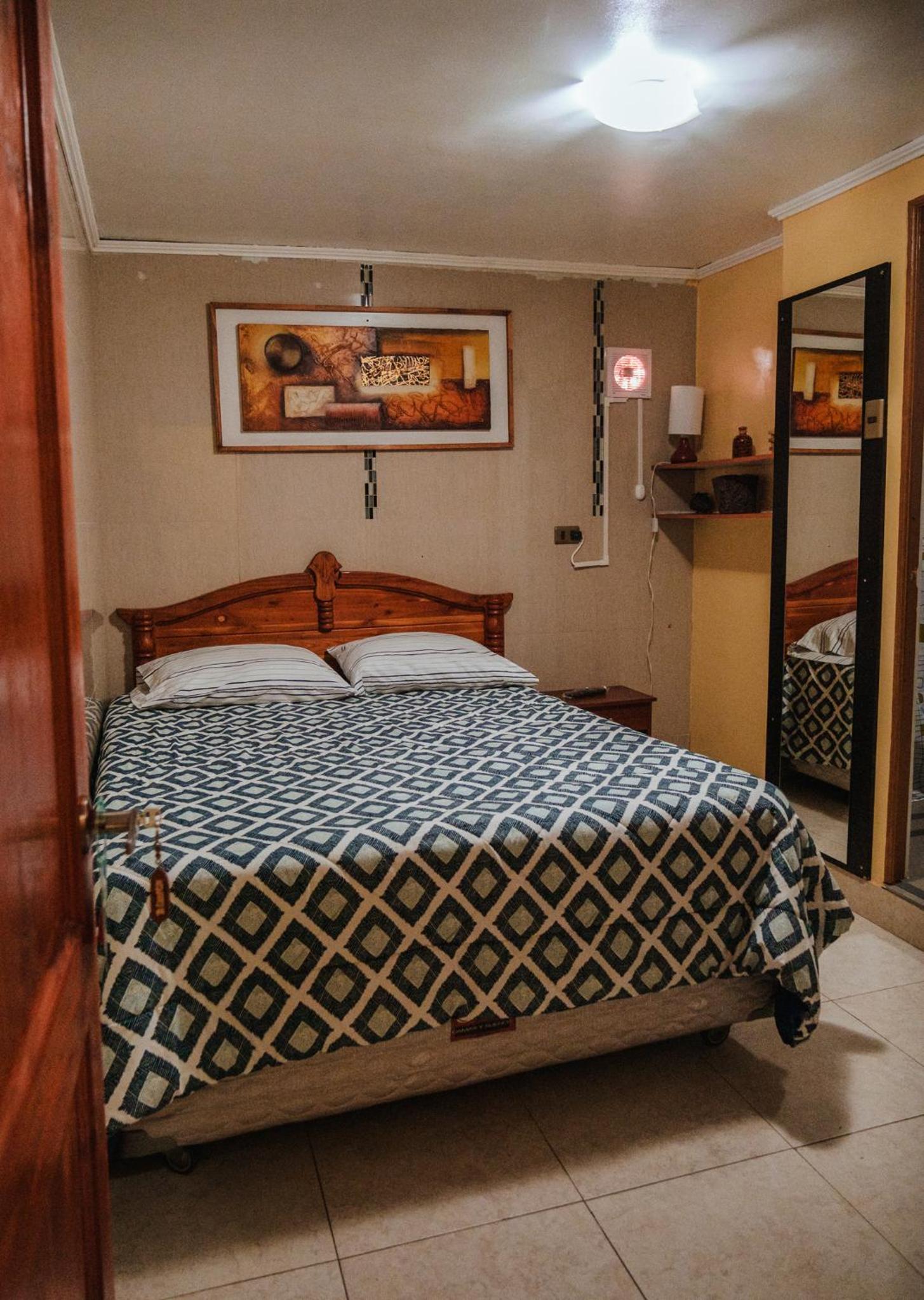 Di Giorgio Hostal