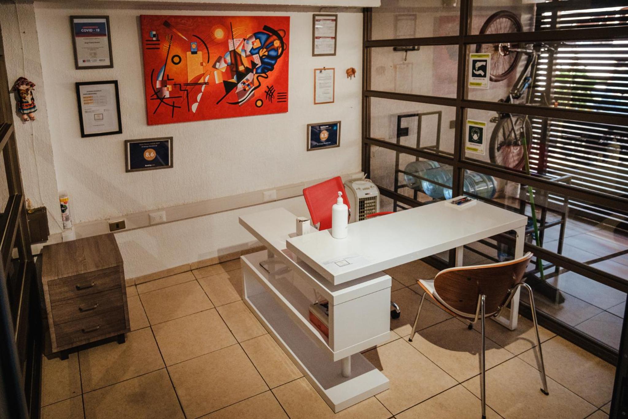 Di Giorgio Hostal