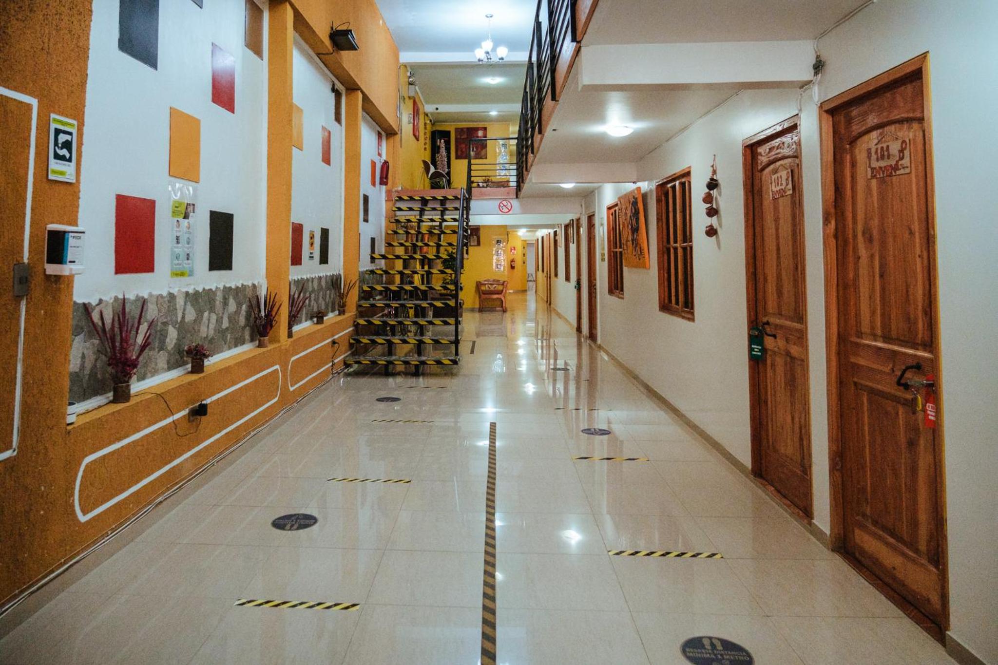 Di Giorgio Hostal