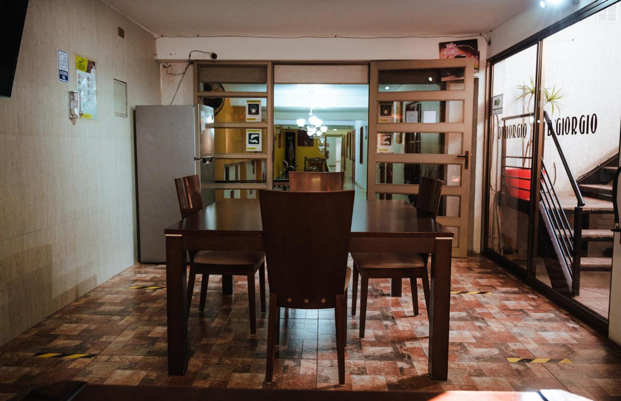 Di Giorgio Hostal