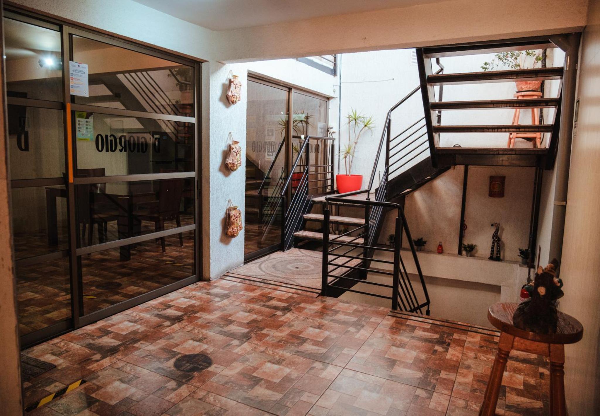 Di Giorgio Hostal