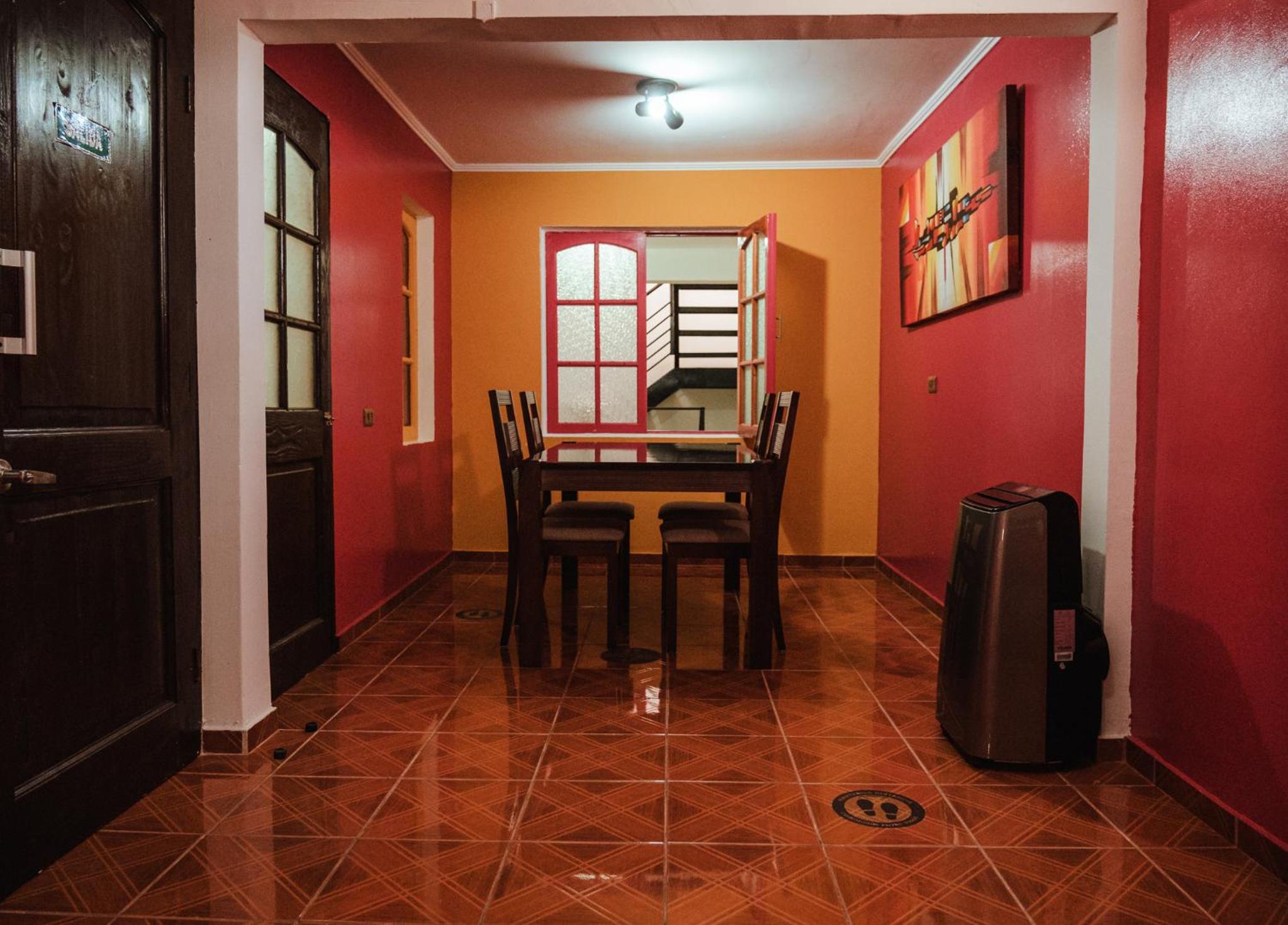 Di Giorgio Hostal
