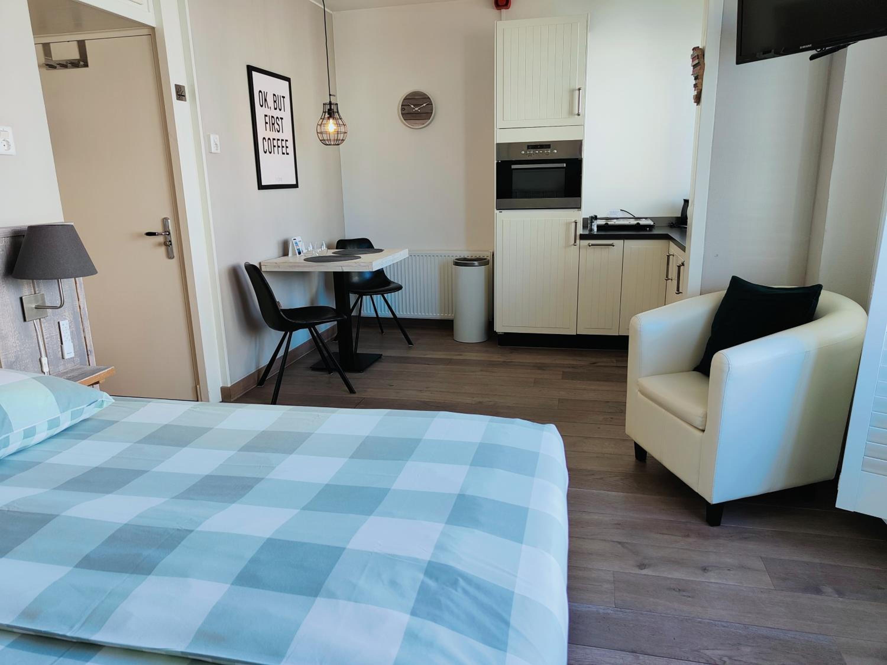 Zeehuis Appartement & Studio view 4