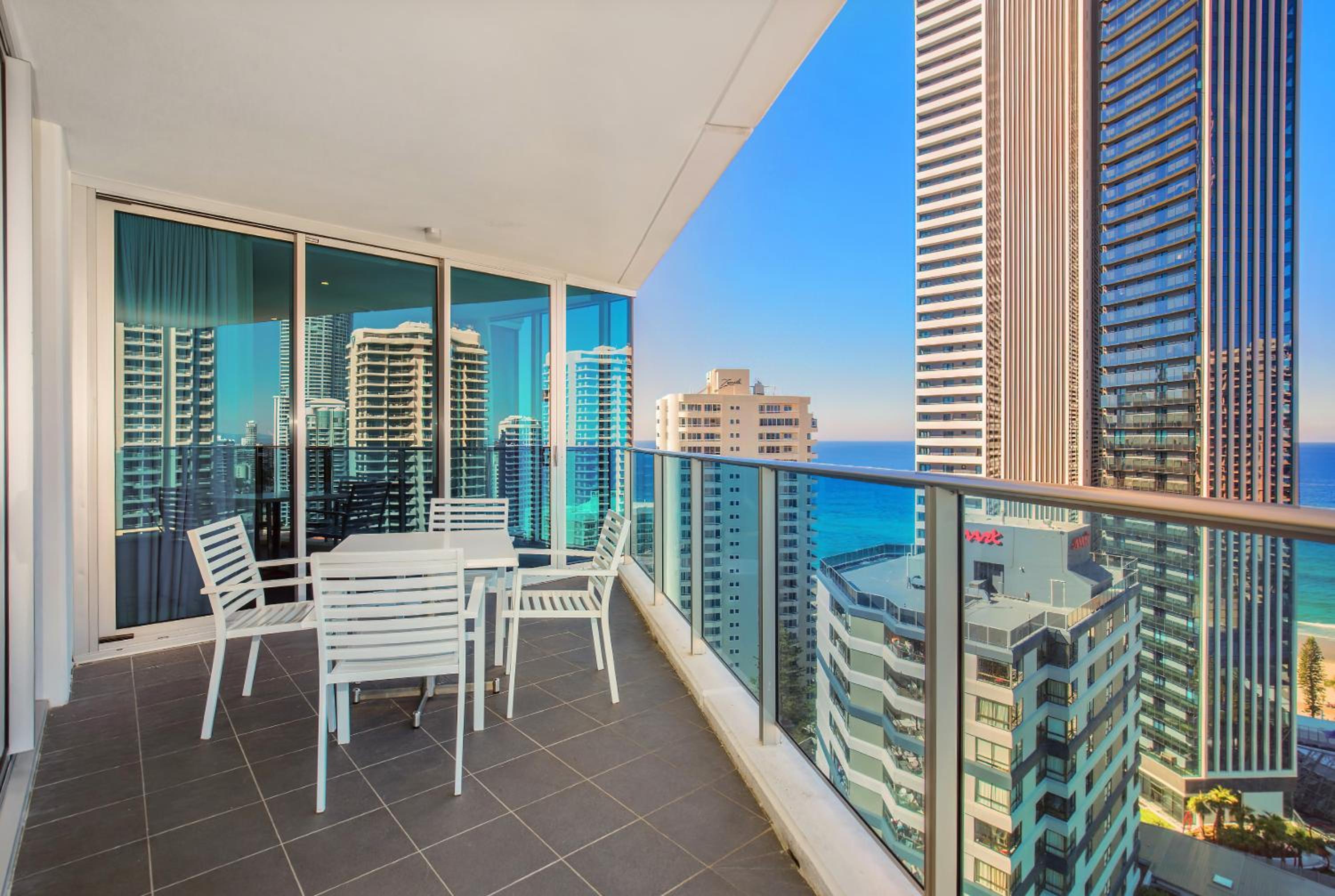 H-Residences Private Apartments - Hosted by Coastal Letting Co.