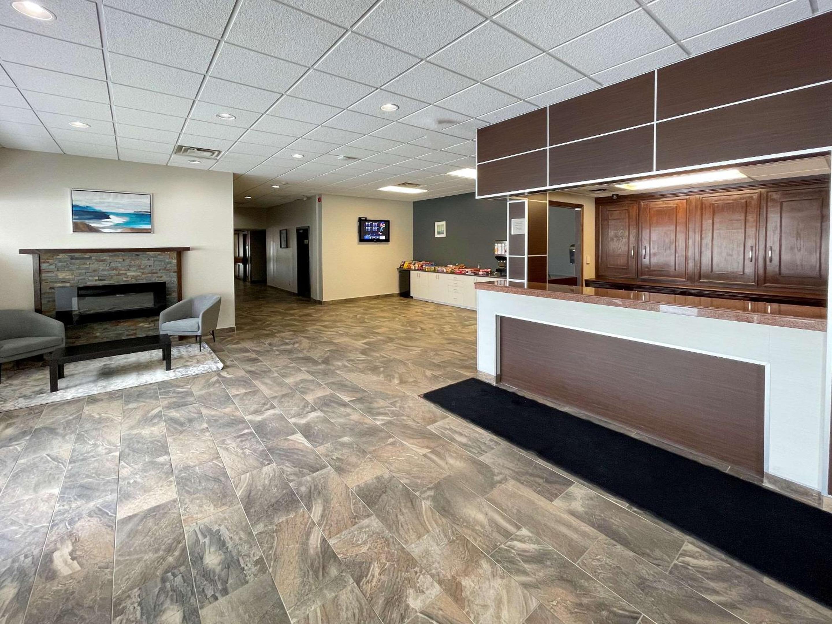 Rodeway Inn - Image 1