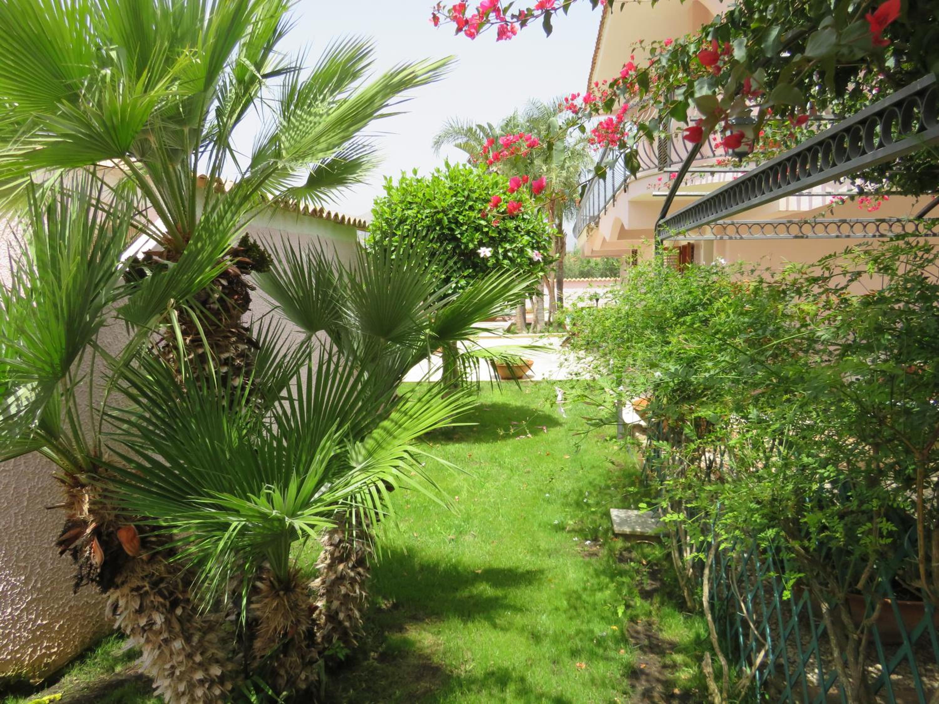 Villa Rosada view 4