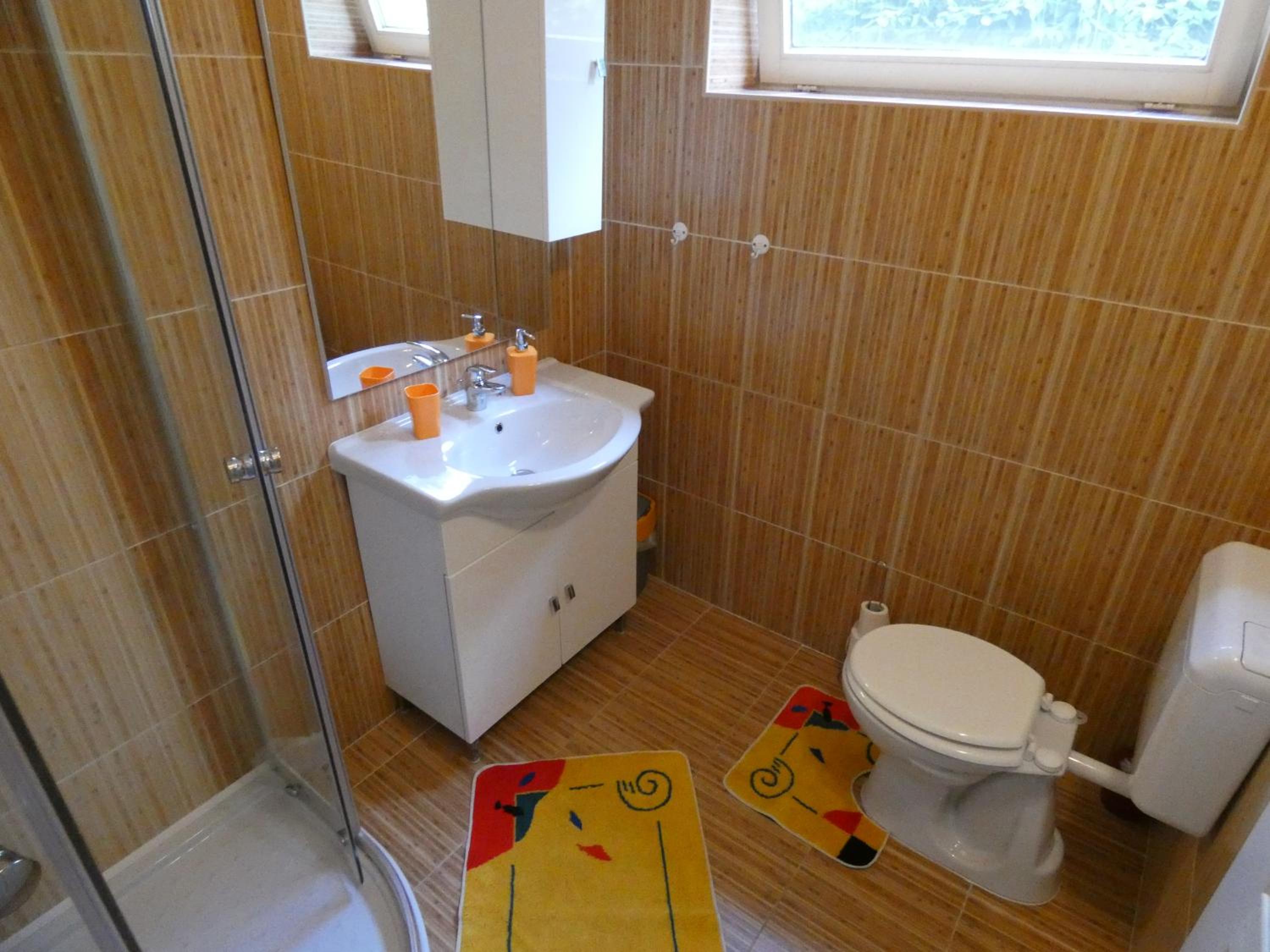 Photo 46