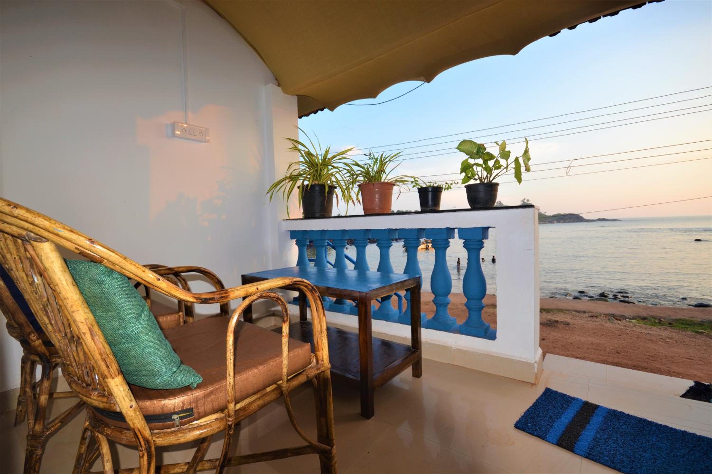 Colomb Bay Homes view 2