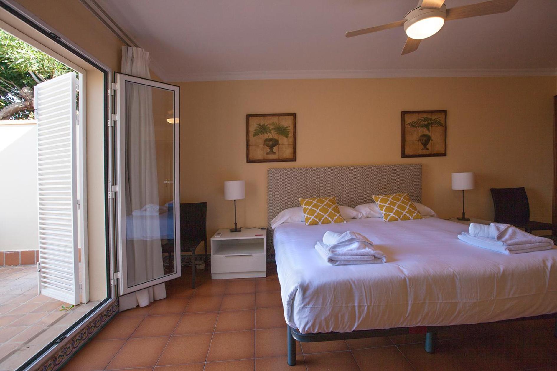 Santa Catalina Home