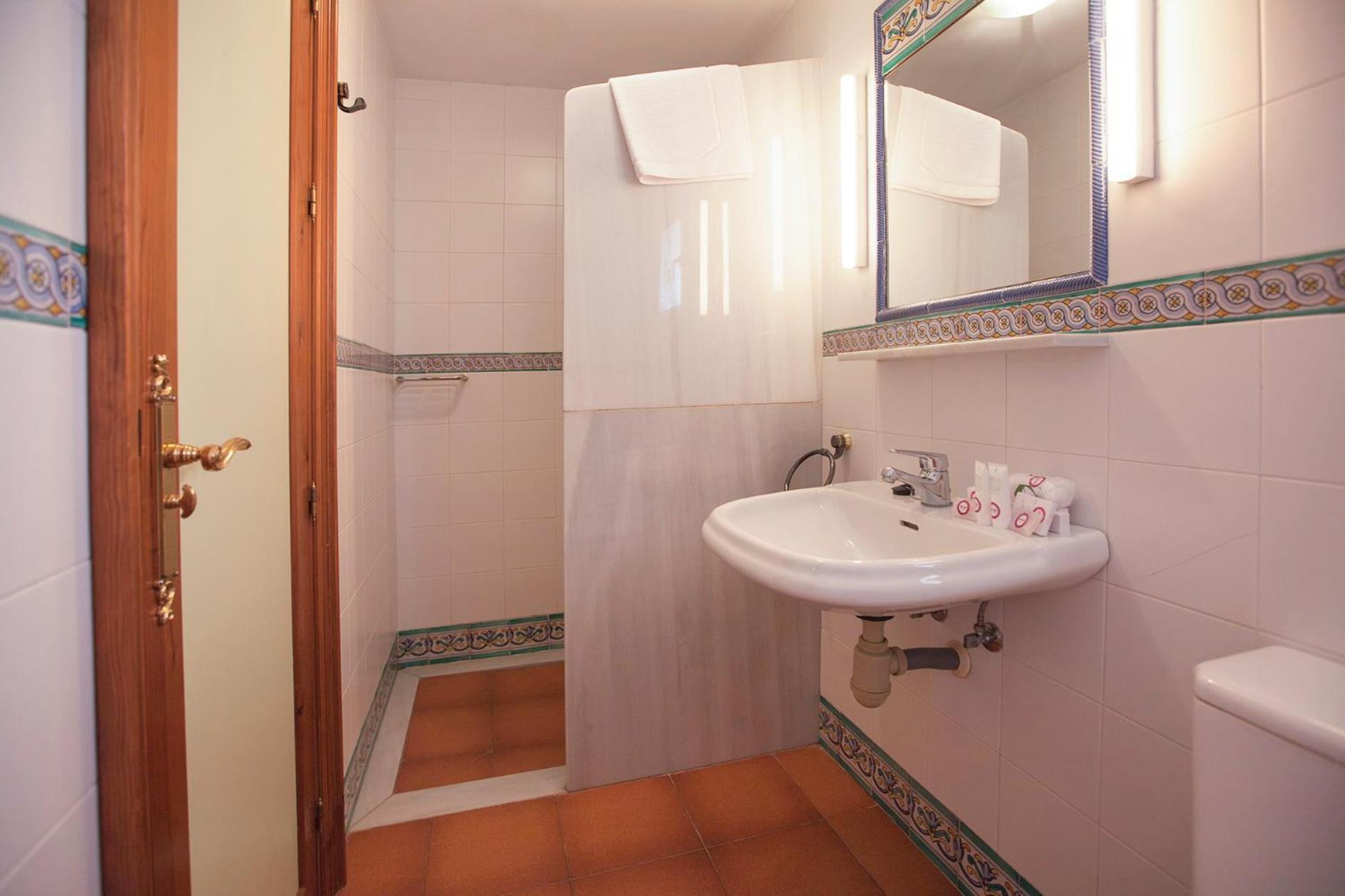 Santa Catalina Home