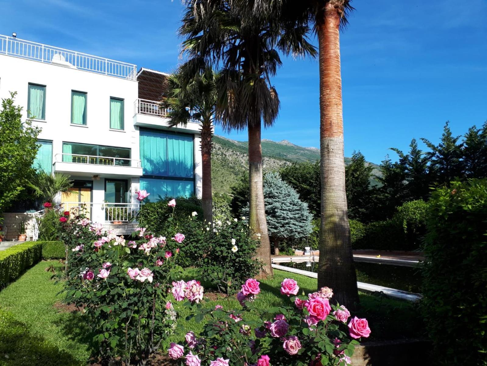 Family Beach Swimming Pool Villa Luanit