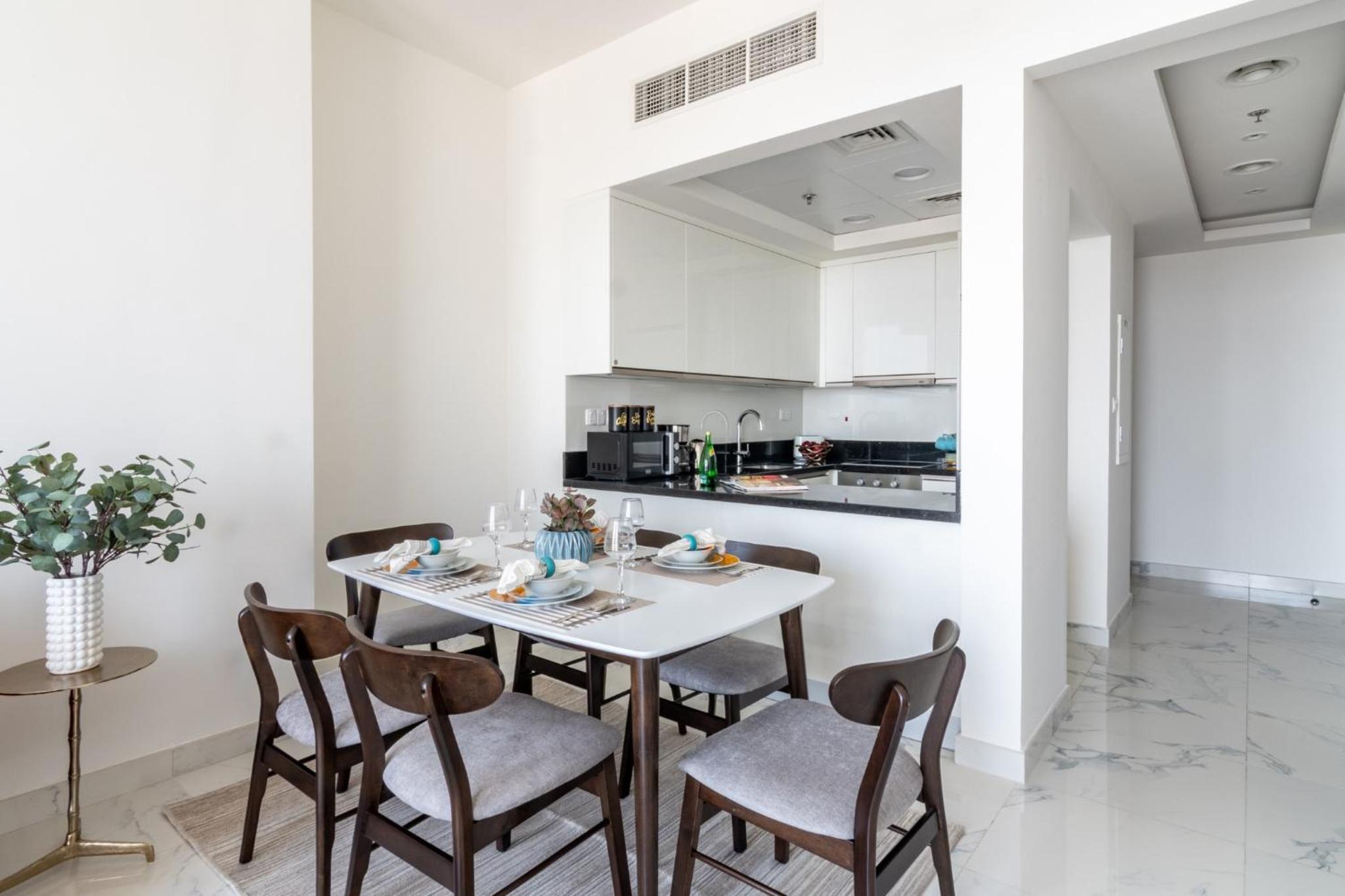 The Smart Concierge - Amna Tower