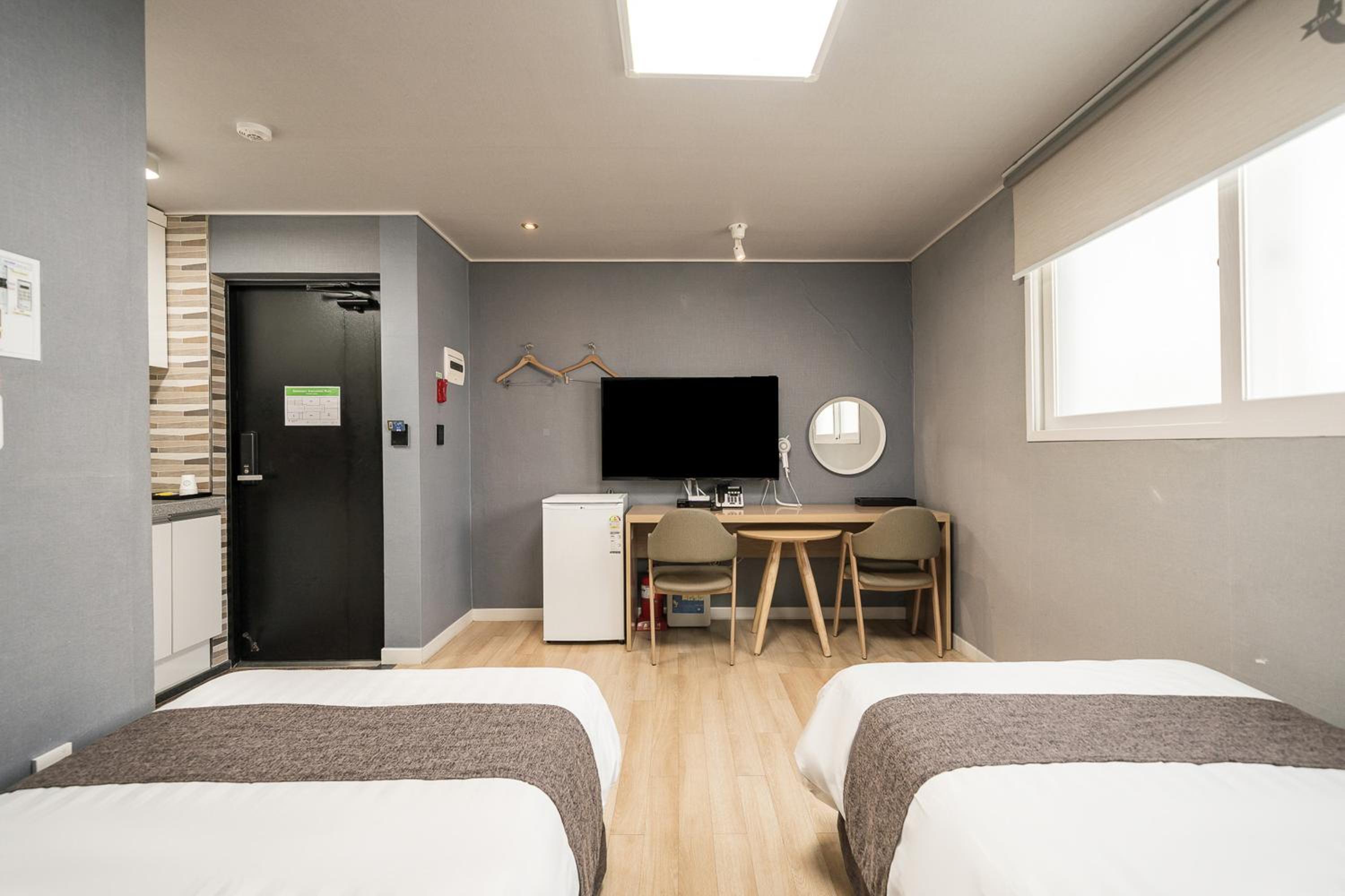 Restia Hotel Suwon Station