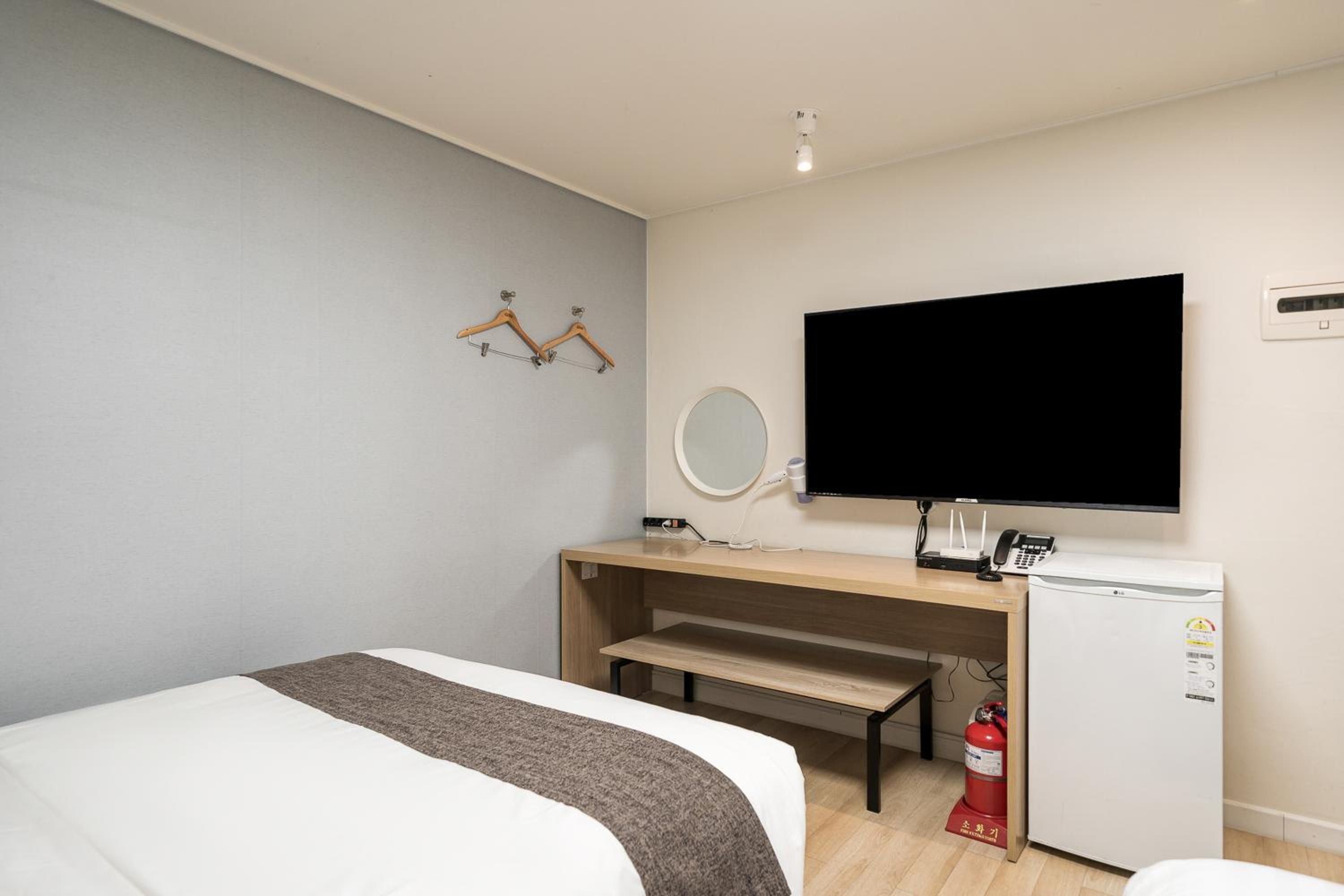 Restia Hotel Suwon Station