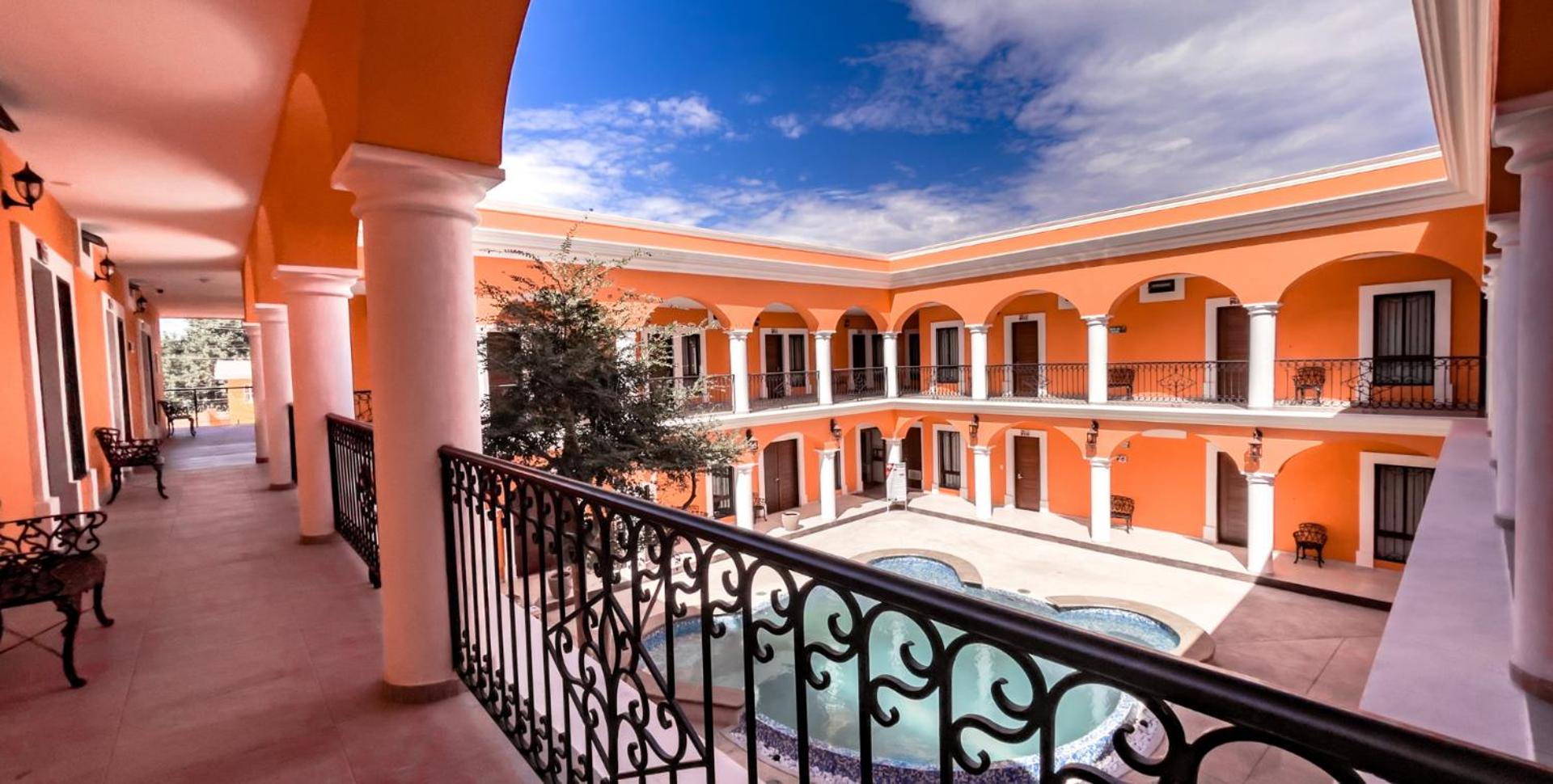 Hotel Delicias Tequila view 3