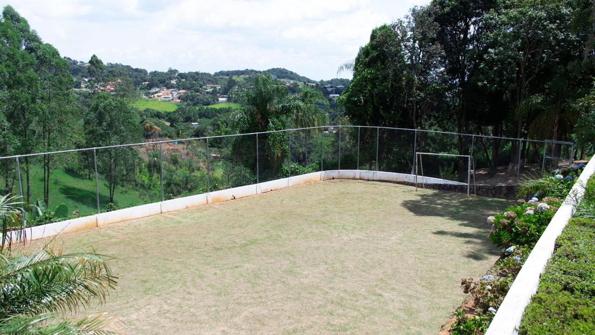 Casa de campo c piscina e churrasq em Mairipora SP