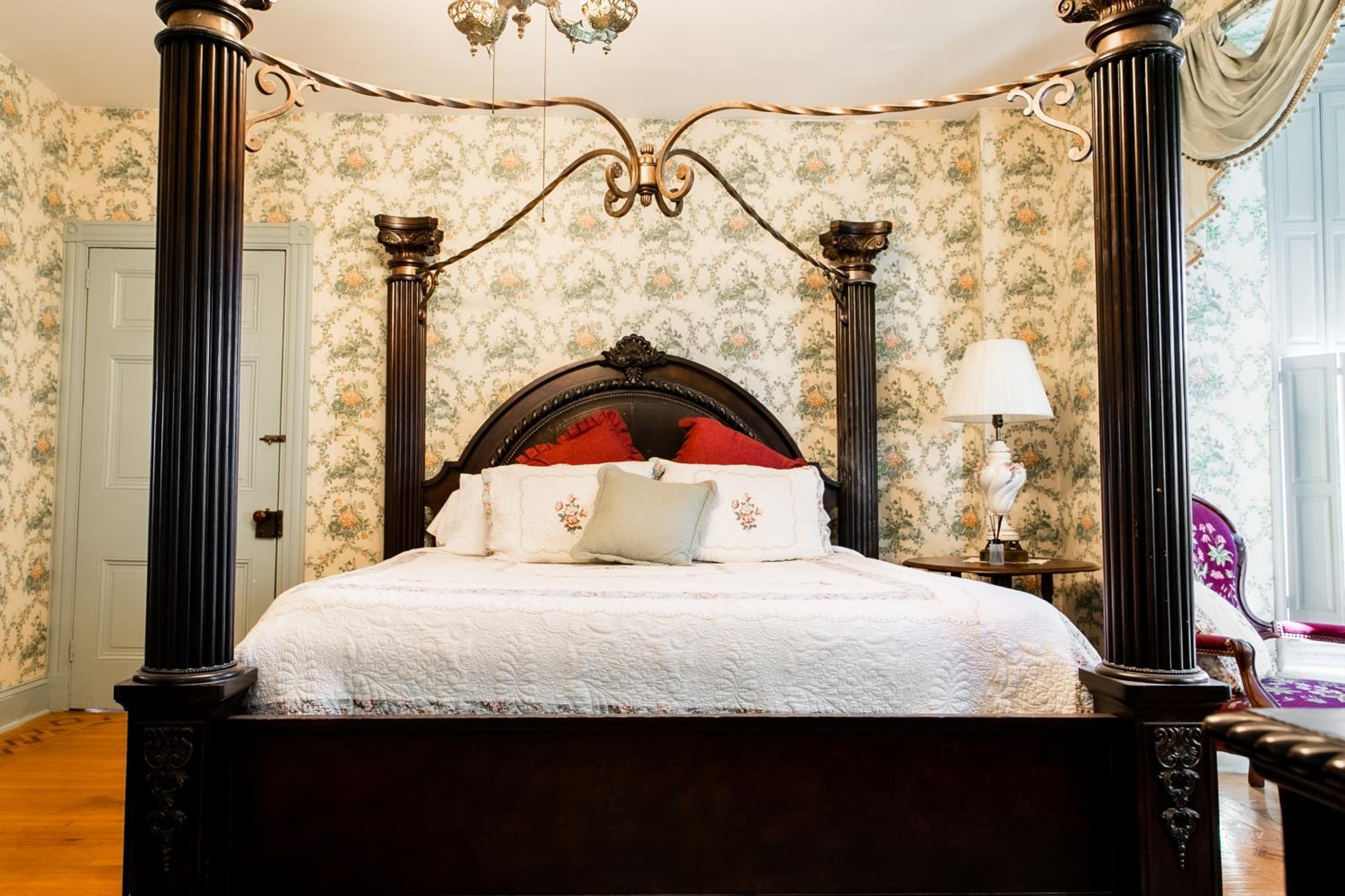 New York City Vacations - The Emig Mansion - Property Image 28