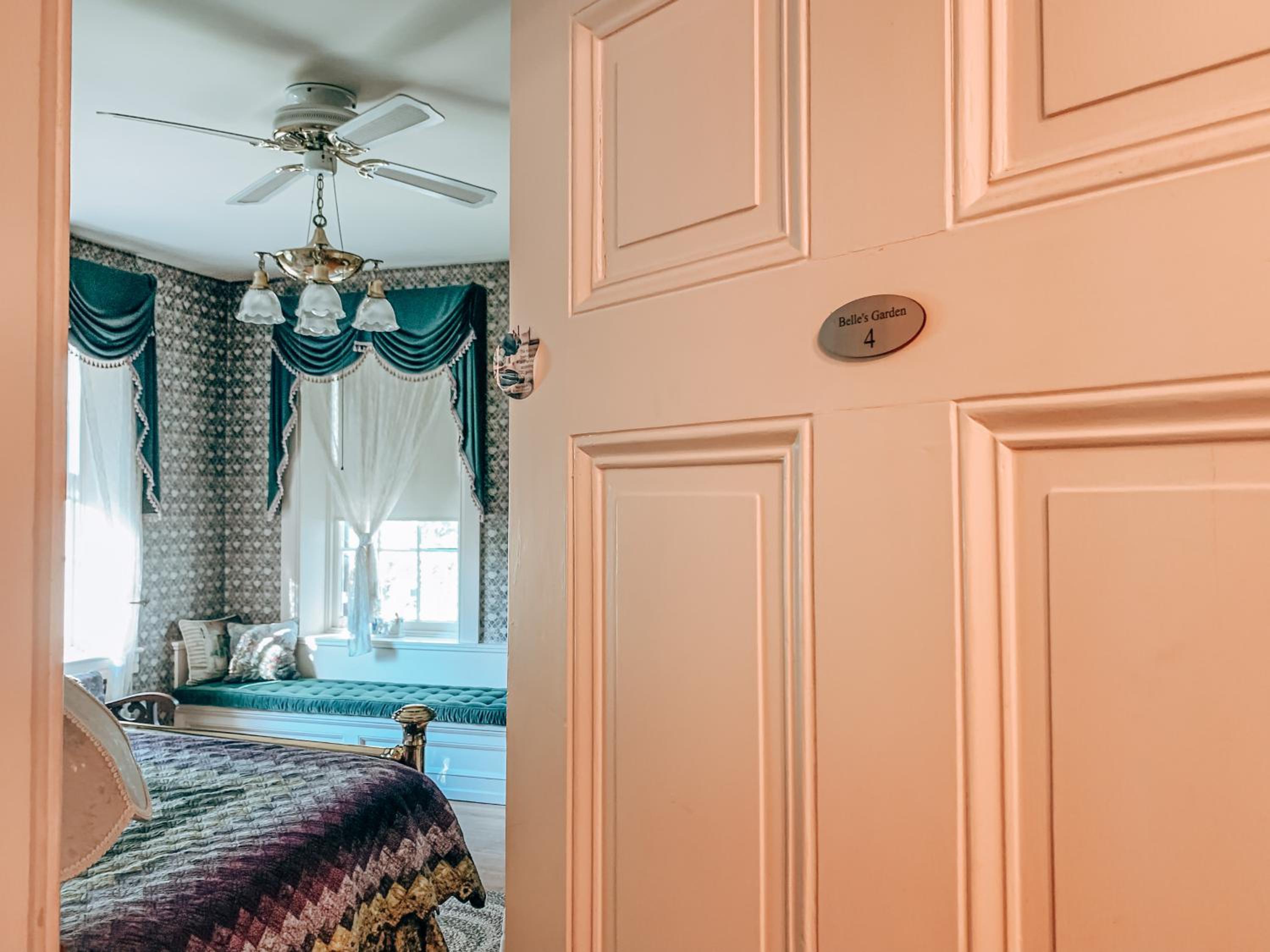New York City Vacations - The Emig Mansion - Property Image 94