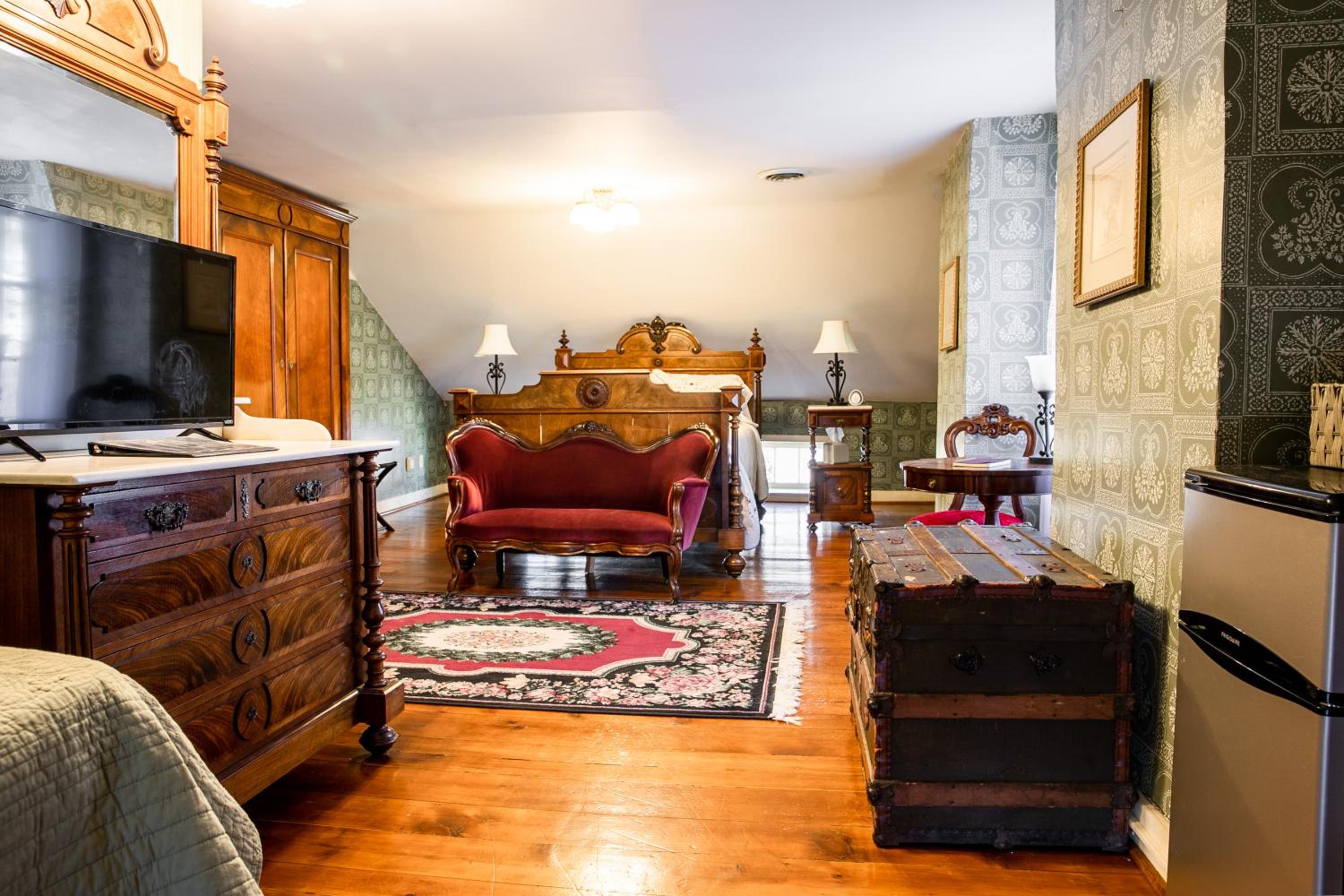 New York City Vacations - The Emig Mansion - Property Image 97