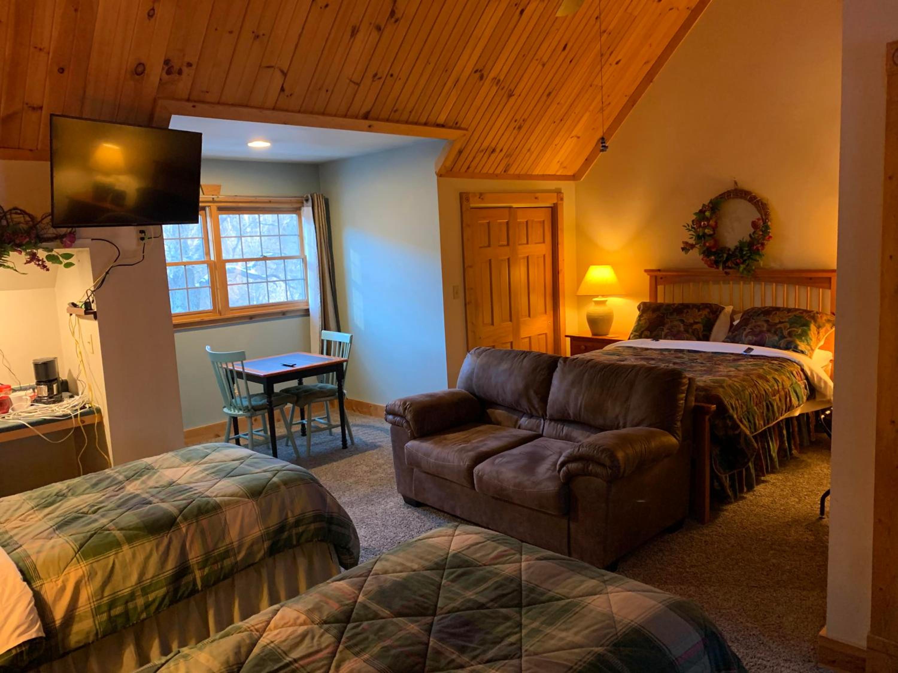 Morning Glory Inn view 5