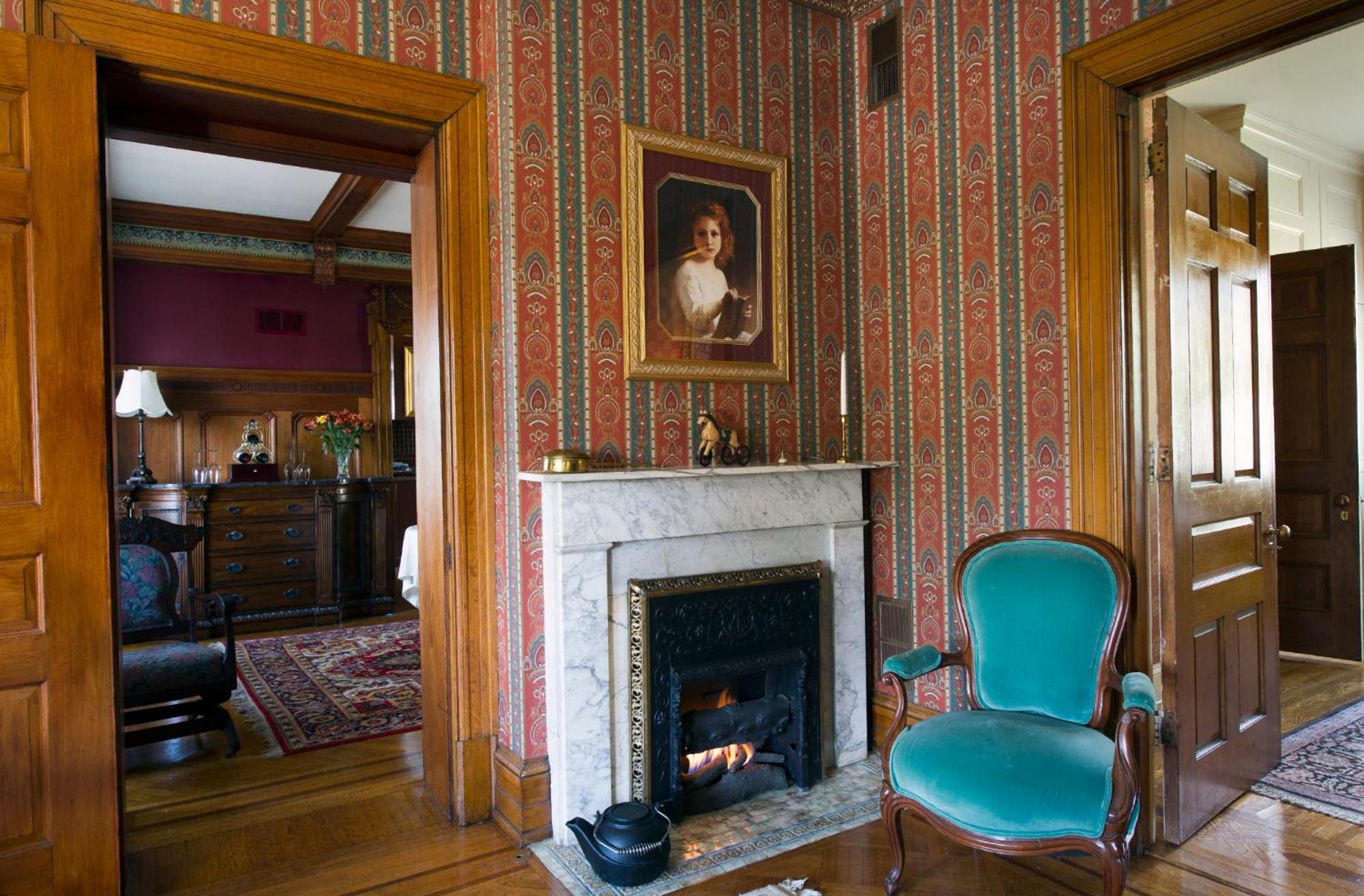 New York City Vacations - The Emig Mansion - Property Image 42