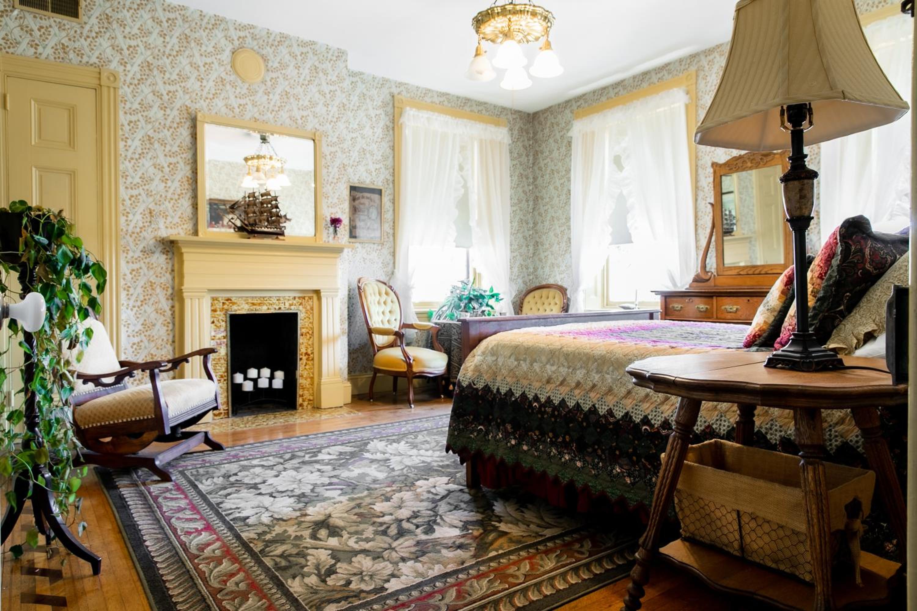 New York City Vacations - The Emig Mansion - Property Image 60