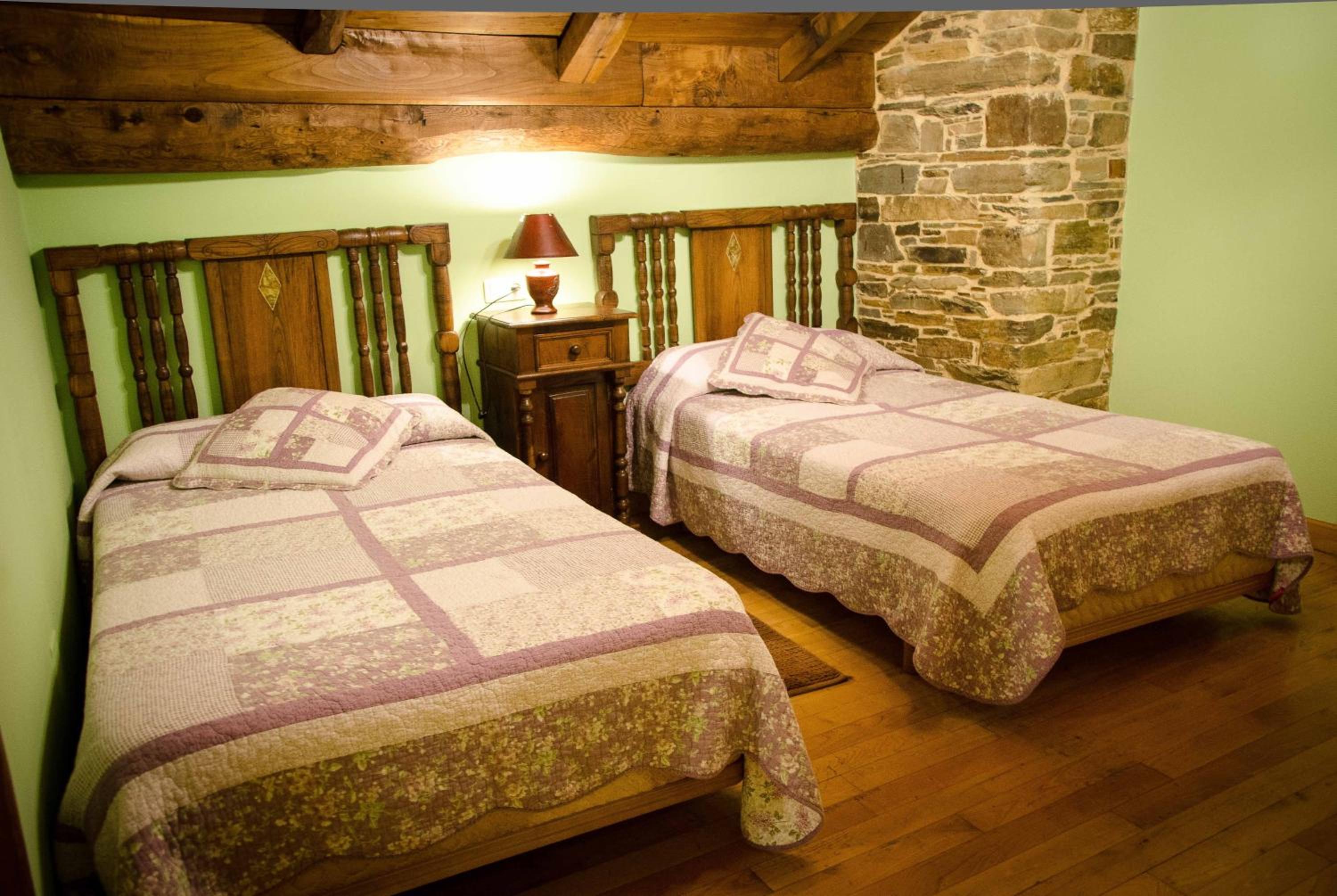 Casas Rurales Taramundi Verde view 5