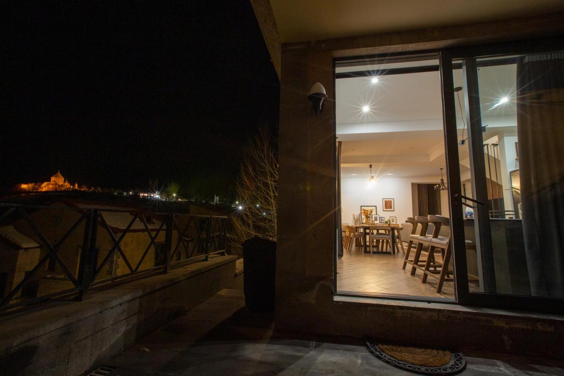 Luxury Cottage in Tsaghkadzor by Downtown Inn