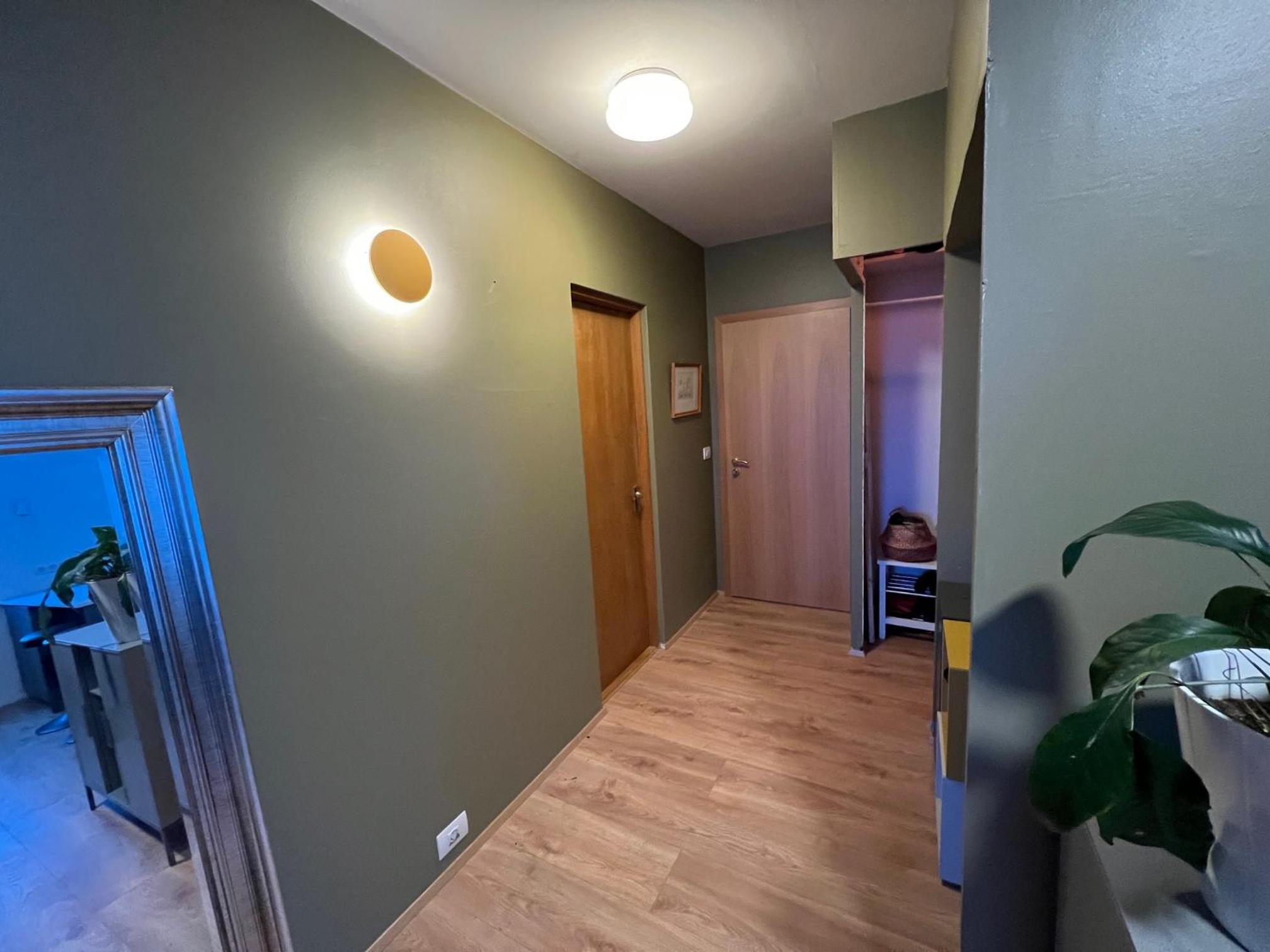 JM Homestay - A Cozy two bedroom apartment view 3