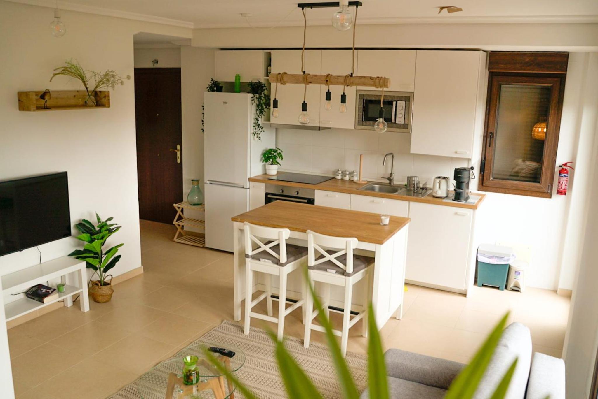 APARTAMENTO con Jardín en Bádames photo 2