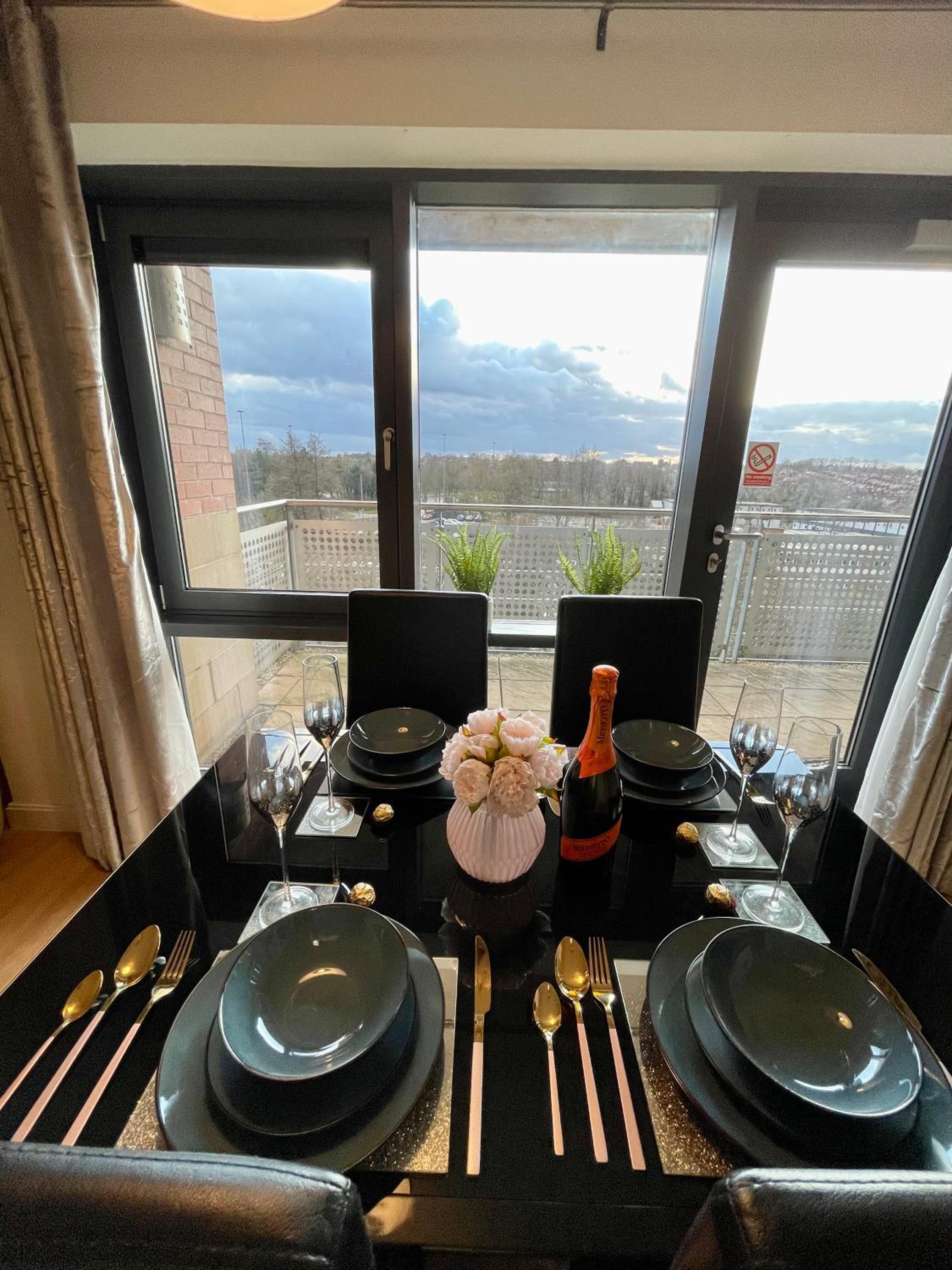 Leicester Vacations - Empire Serviced Apartments - Property Image 29